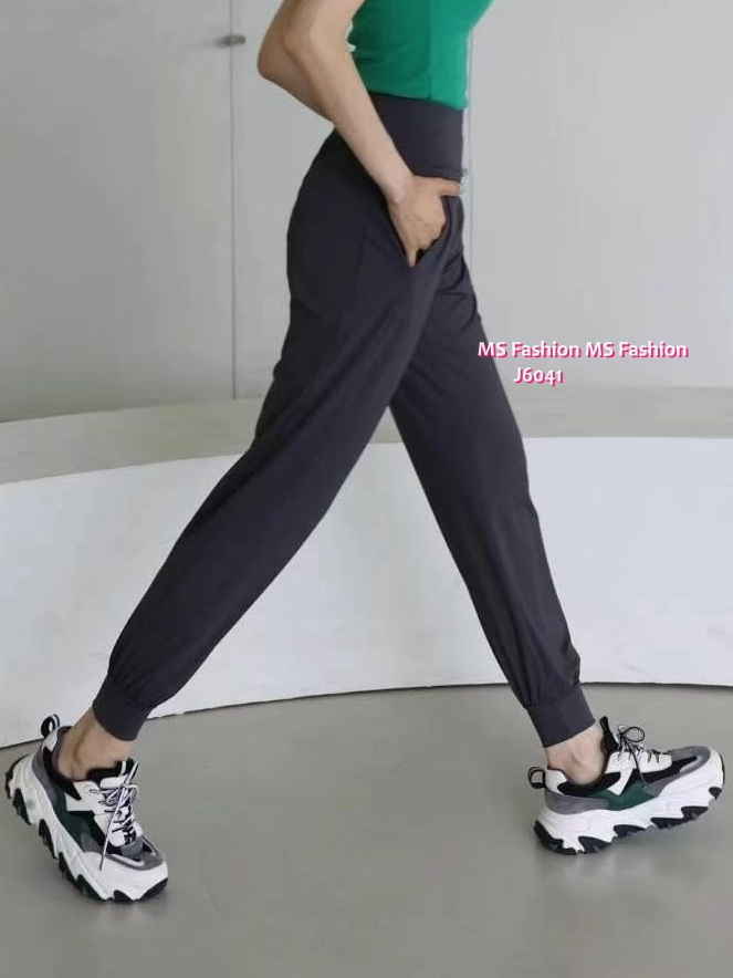 J6041 韓國🇰🇷冰涼束腳運動褲