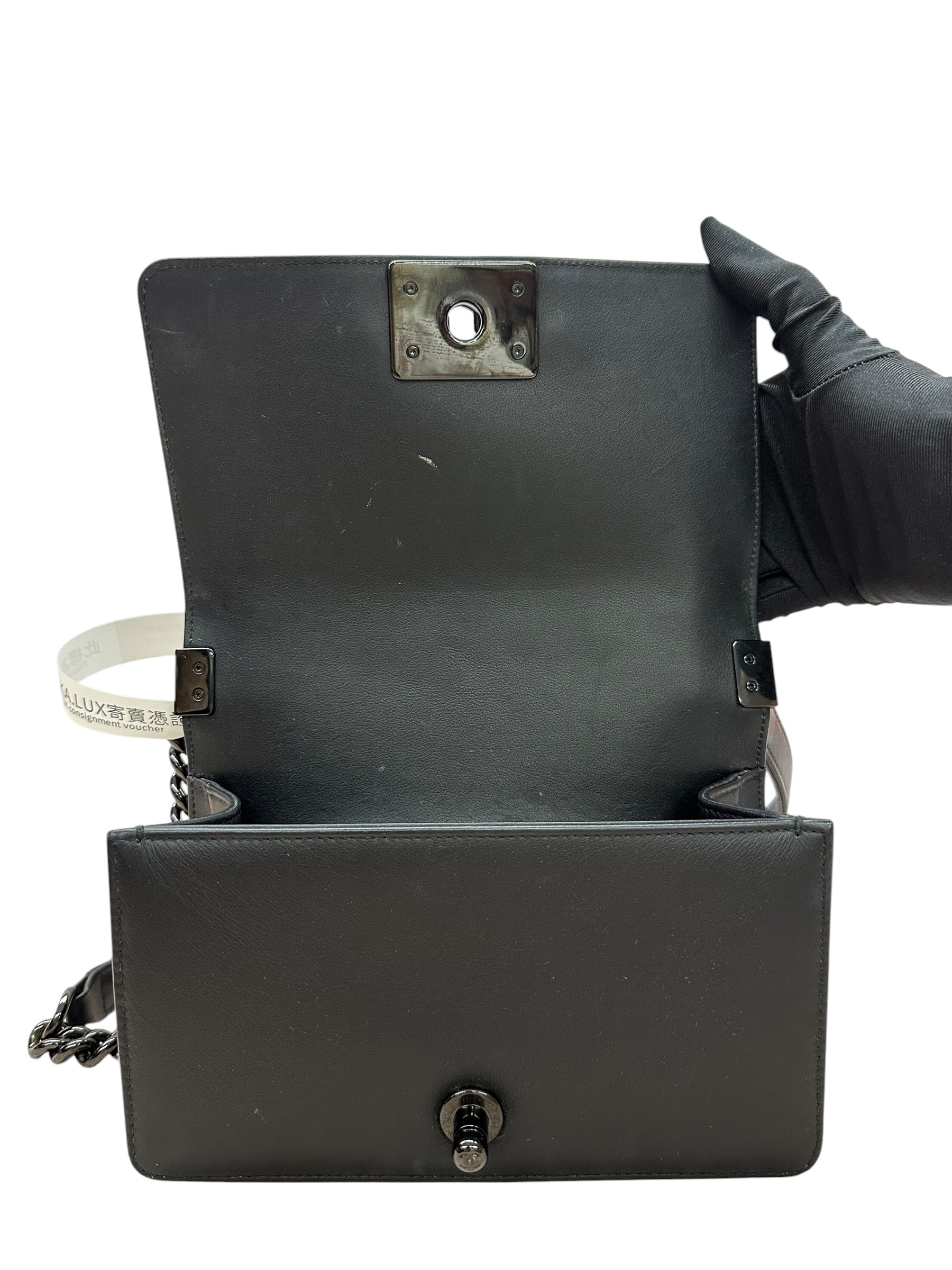 Pre-owned Chanel Boy Flap Bag / Product Code: 081201