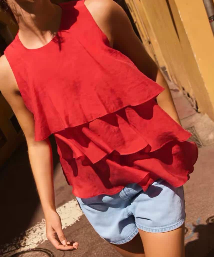 斜腳ruffle Top 