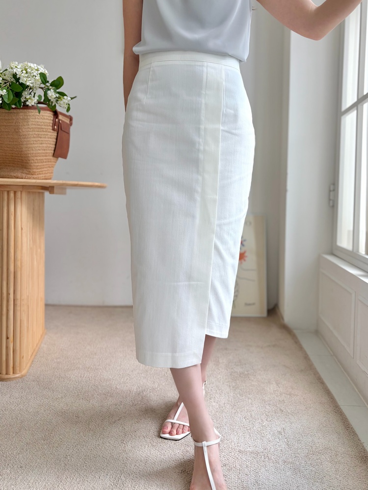 Front Slit Pencil Skirt (White)