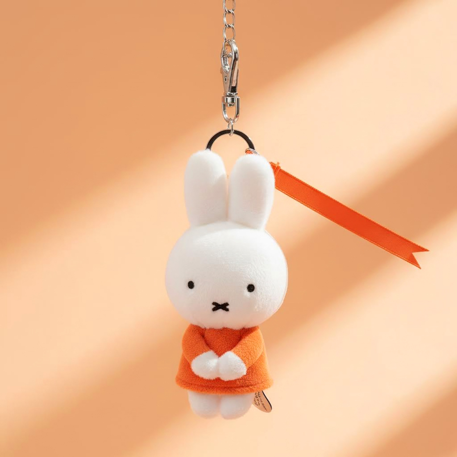 Miffy - 公仔掛飾 (橙色裙子坐姿款)
