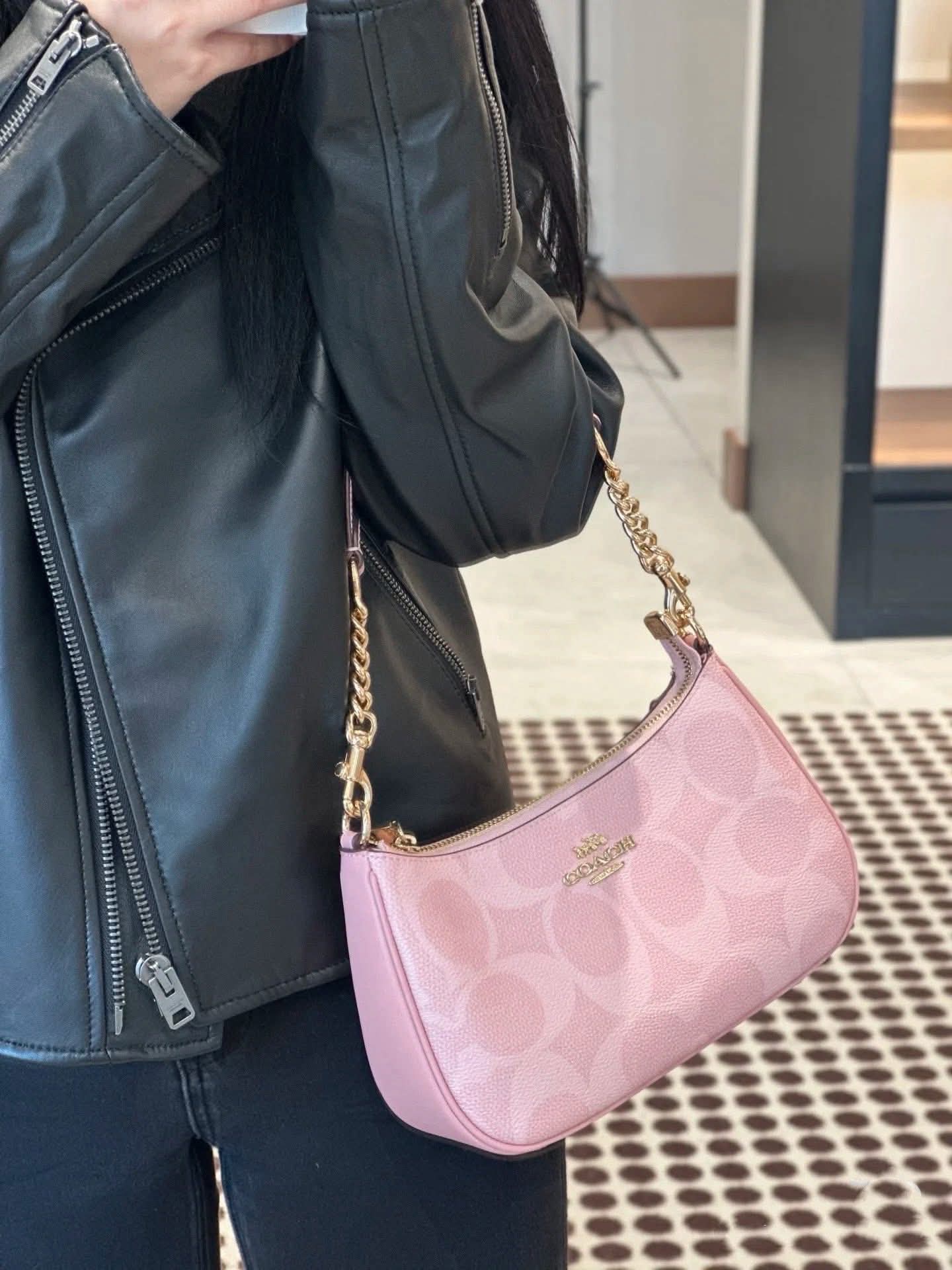 香港現貨-Coach Teri Shoulder Pink Bag