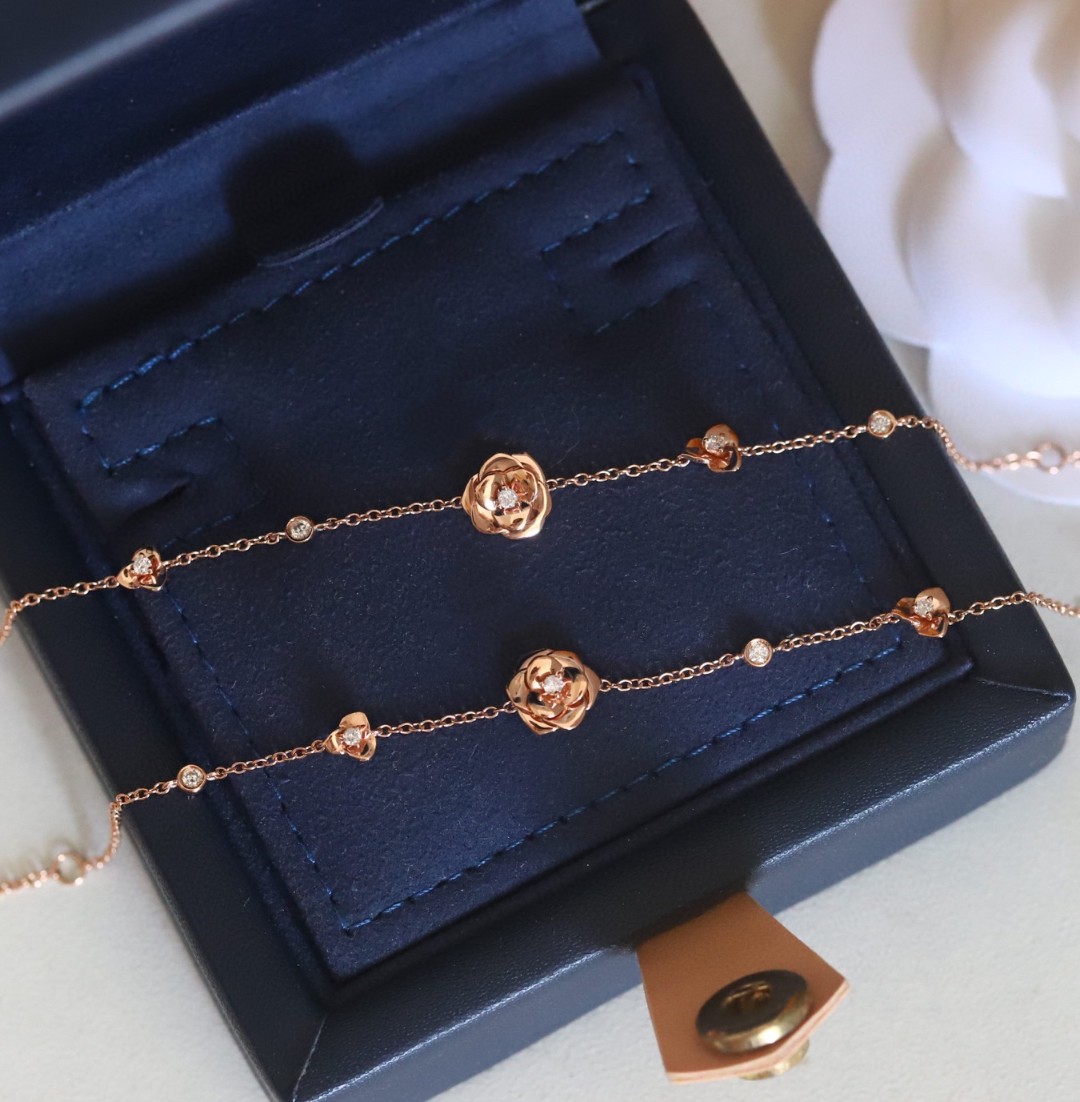18K Diamond Bracelet 