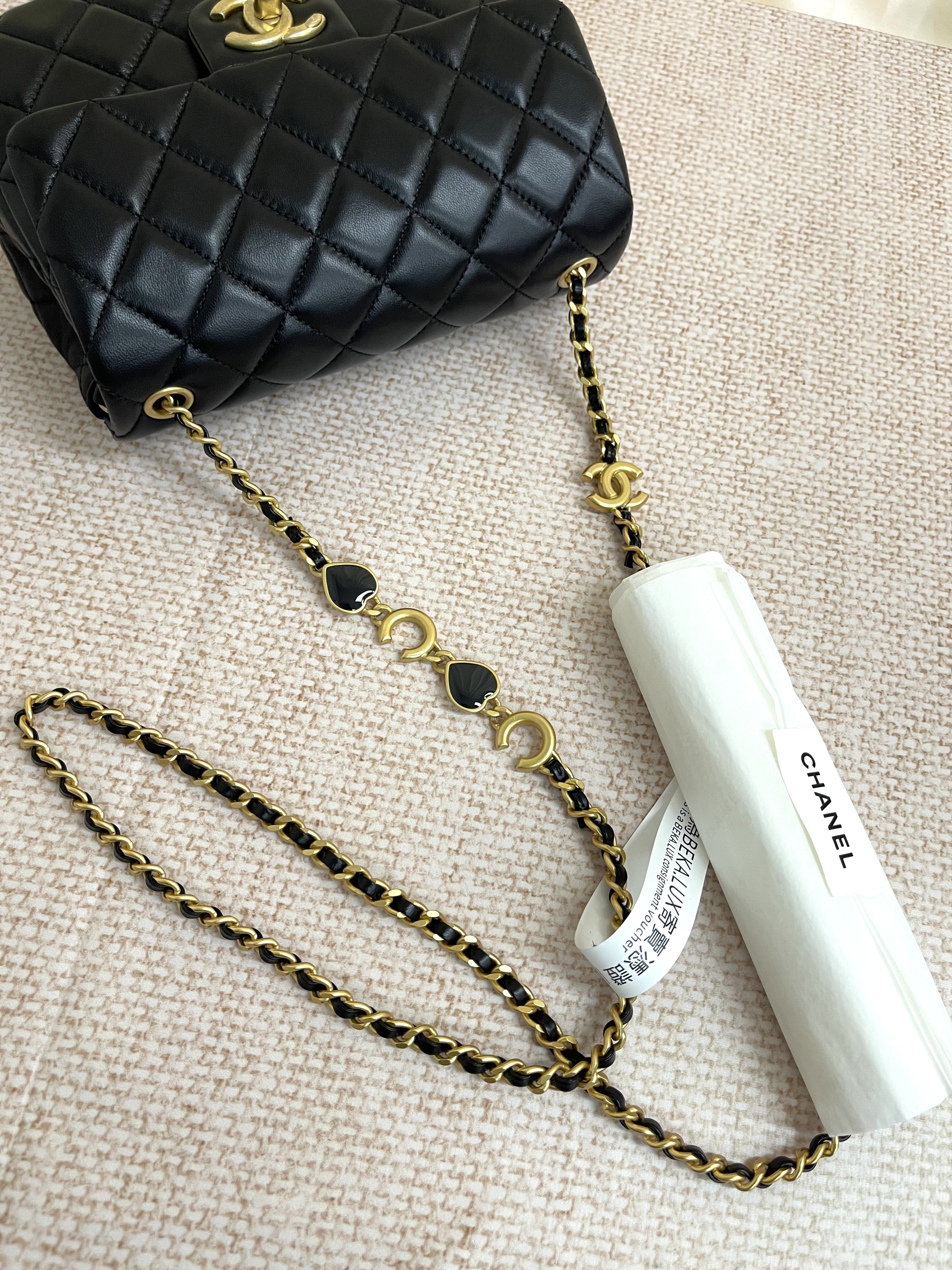 Unused item Chanel Coco de Toi Heart Chain Square Flap Bag/ Product Code: 26020602