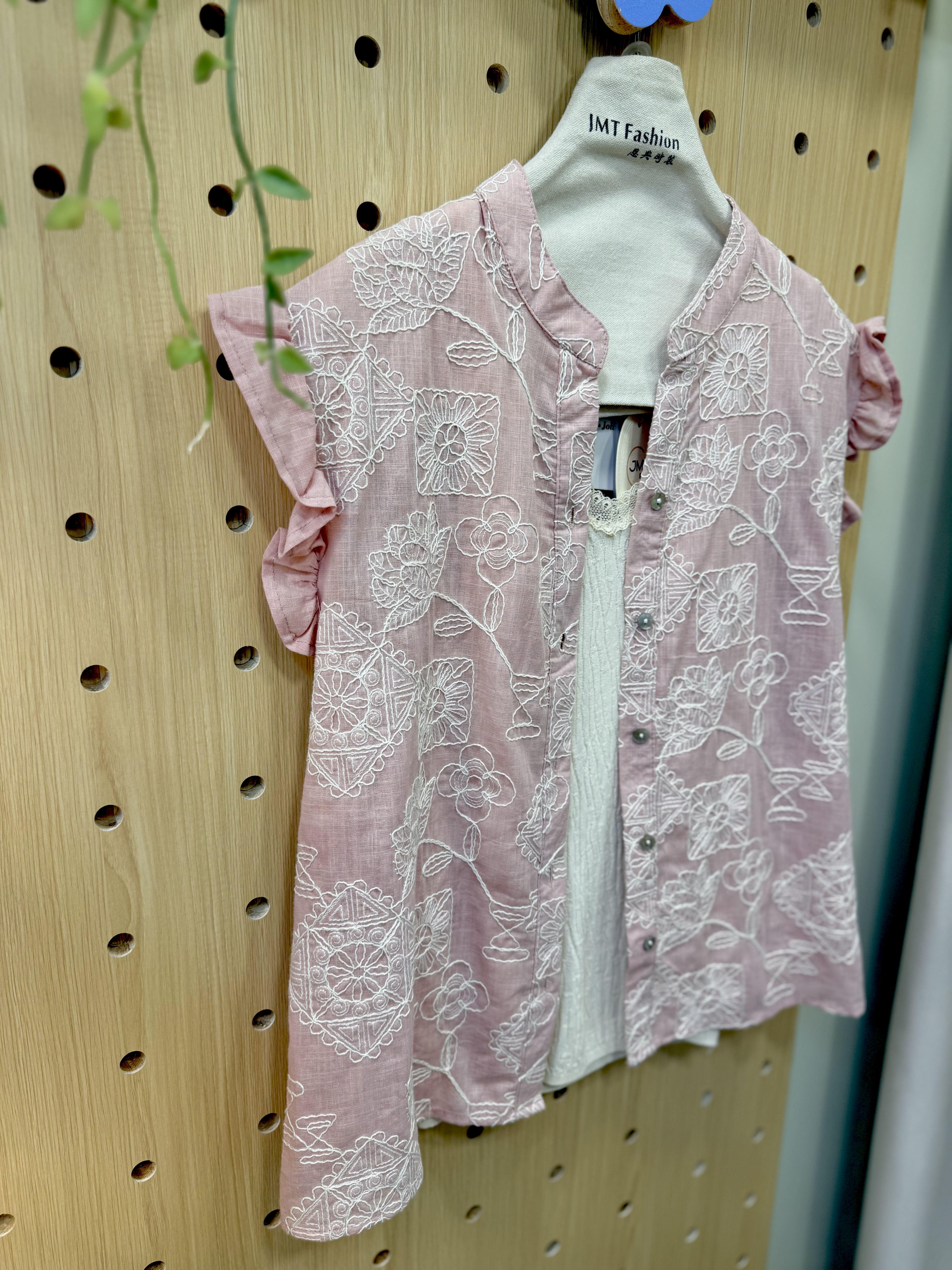 歐洲繡花衫 M744 26050097243