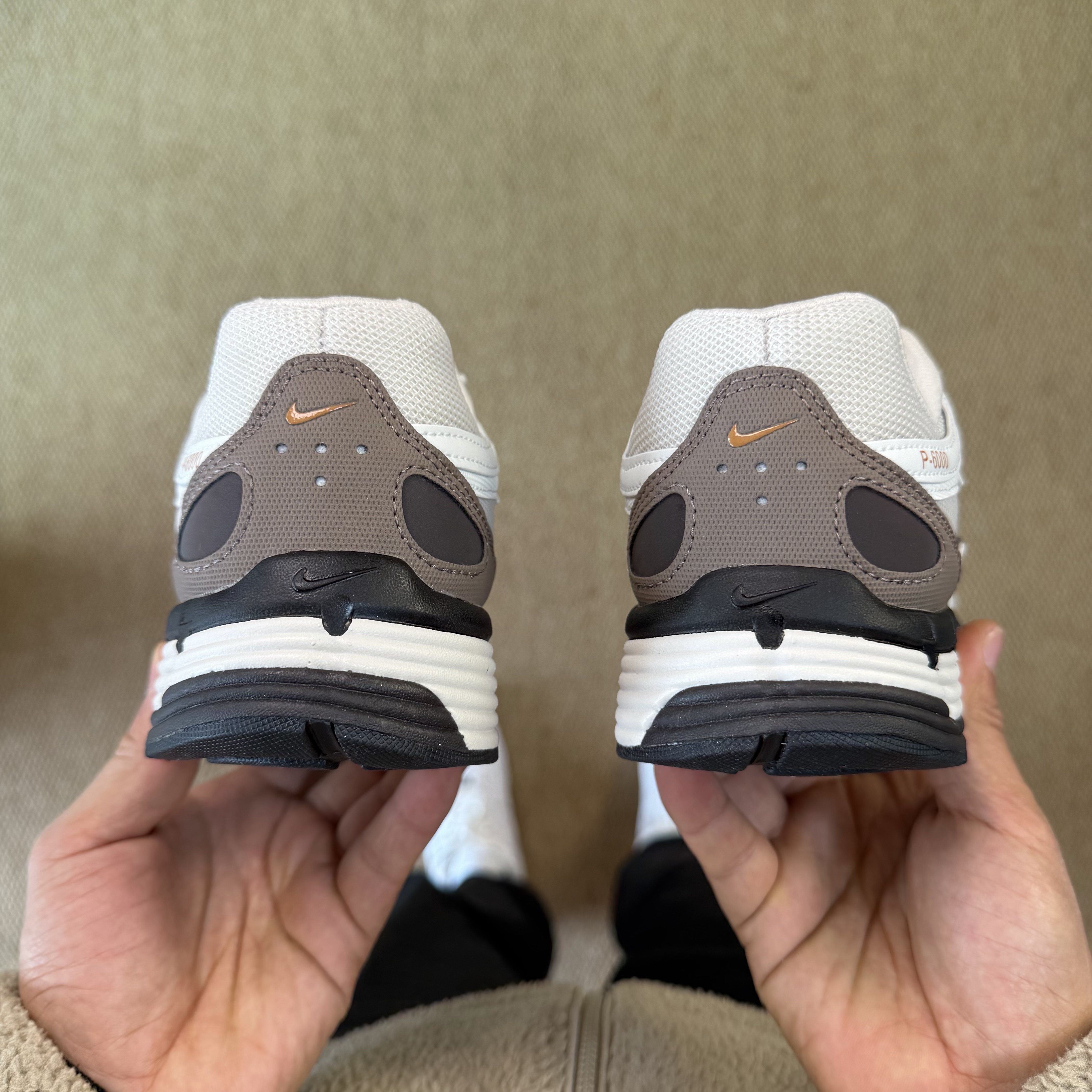 Nike P-6000 IO1904-104