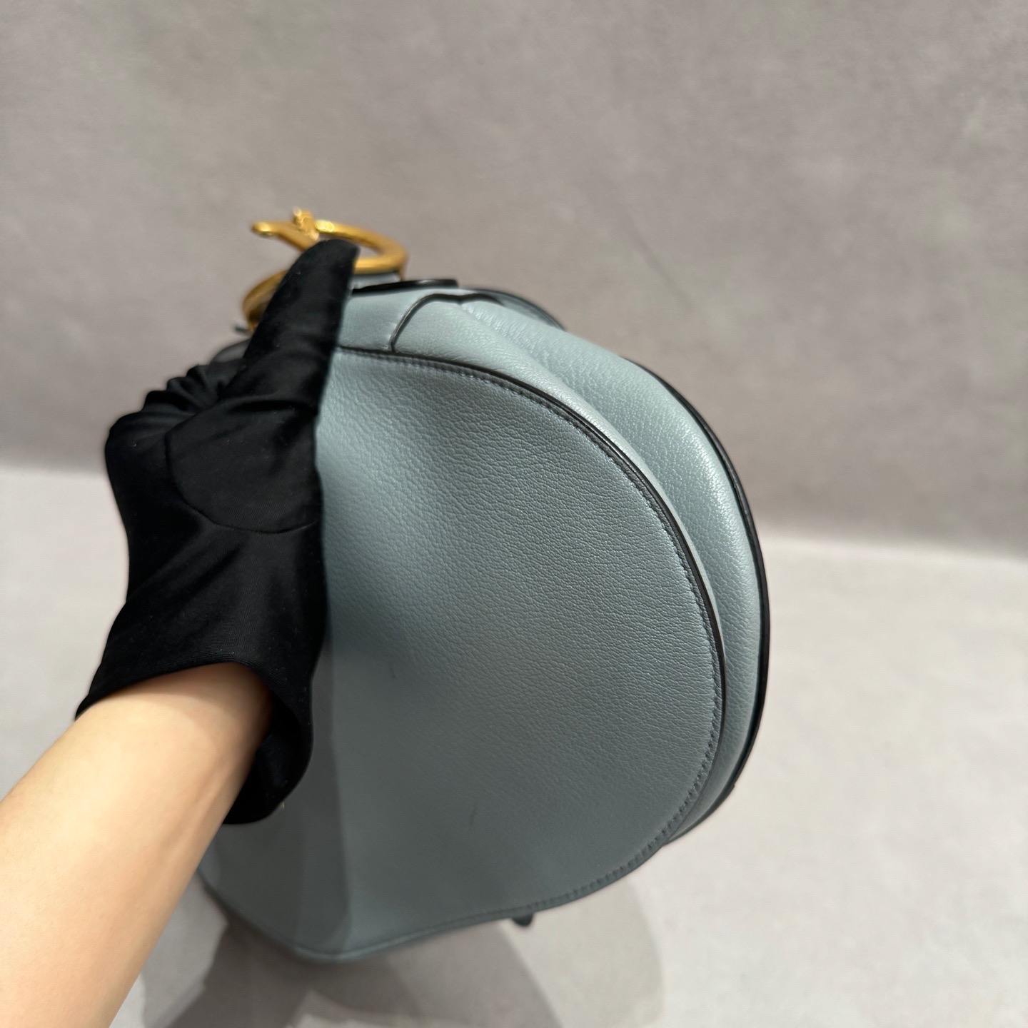 【預訂貨品】Dior全皮霧霾藍馬鞍包