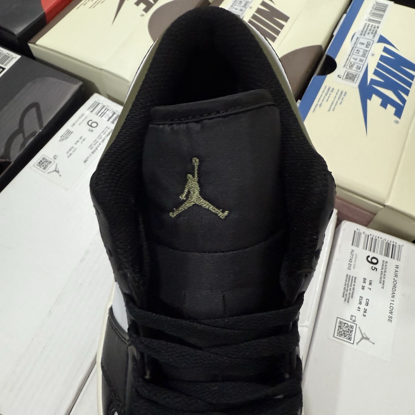 Nike Air Jordan 1 Low 553558-092