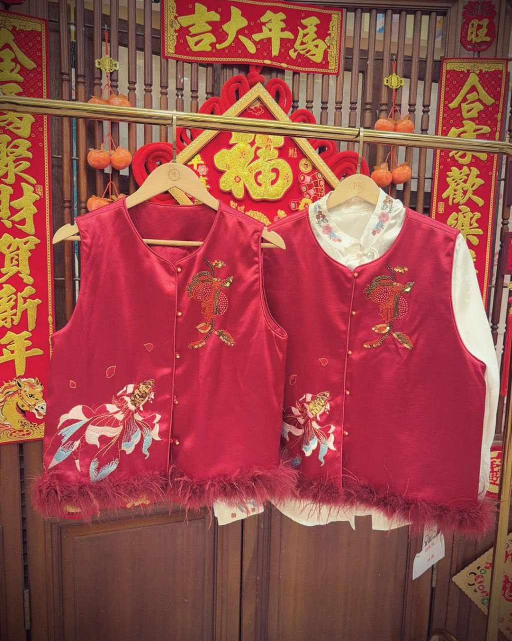 DBC01 刺绣金鲤鱼新中式马甲