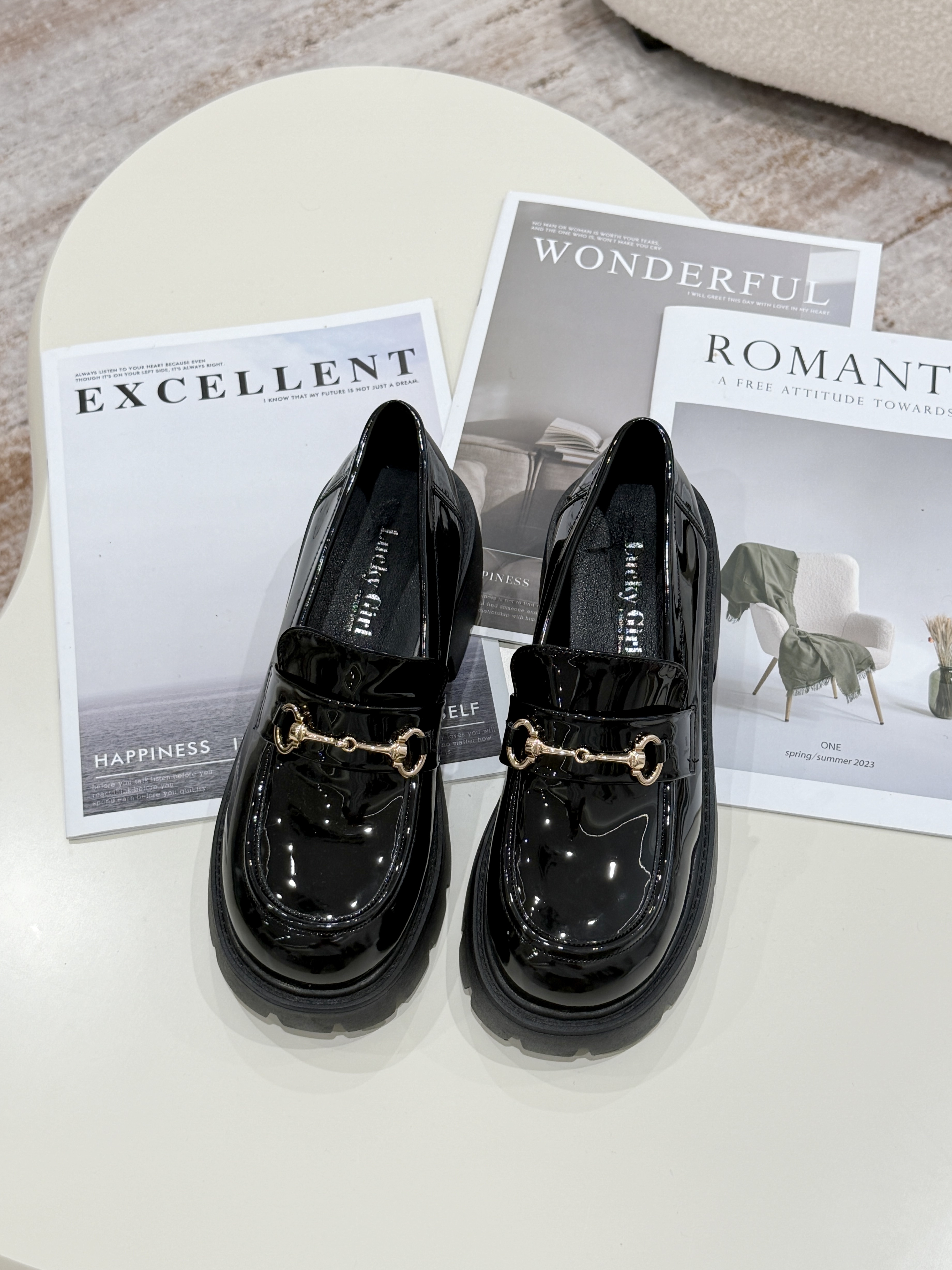 TA77 爆款百搭马蹄扣乐福鞋