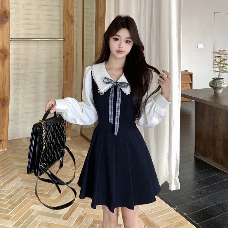 B45(8711) 韩系学院风娃娃领格纹蝴蝶结字母别针下摆百褶蓝连身裙