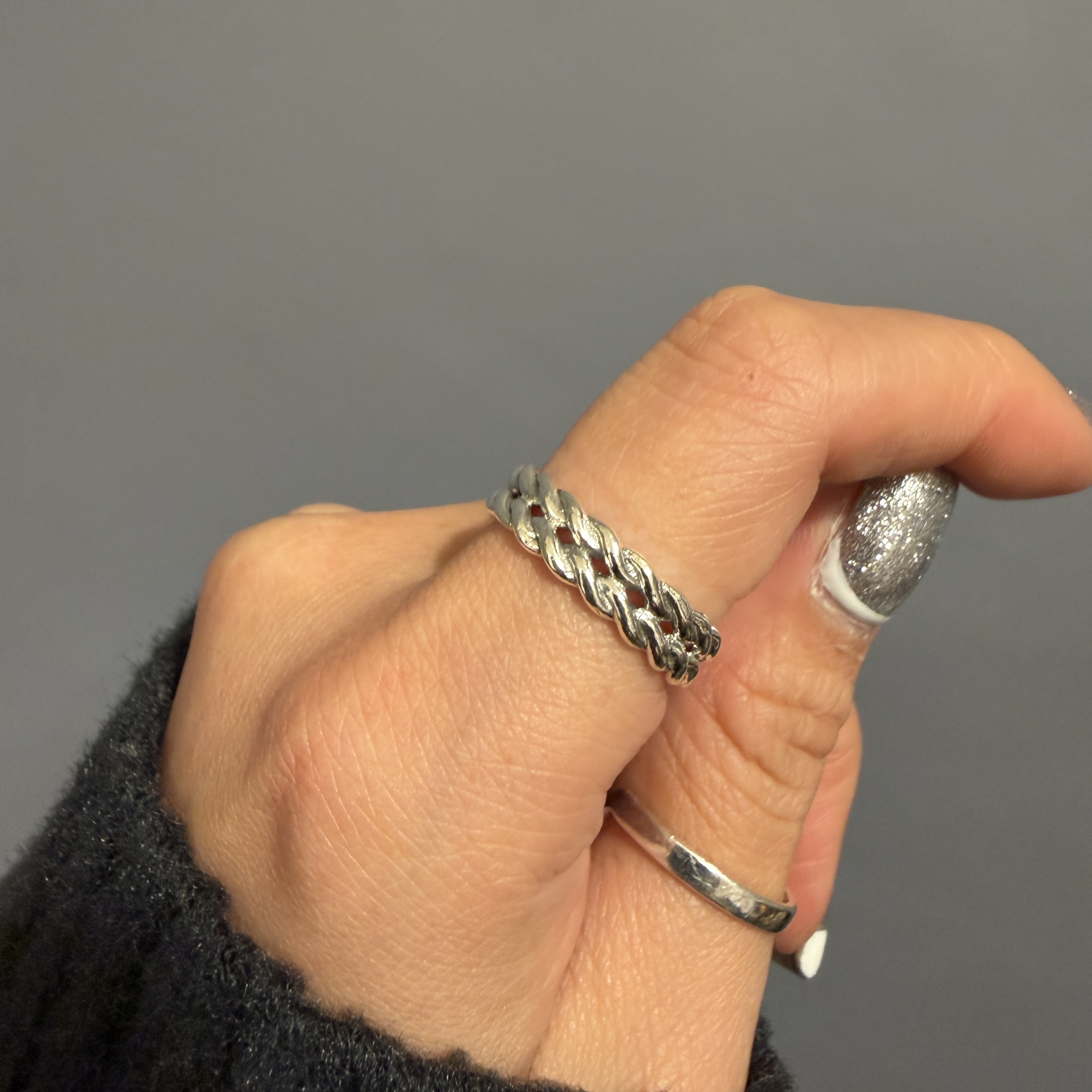 ASR003 麻花雙層閉口戒