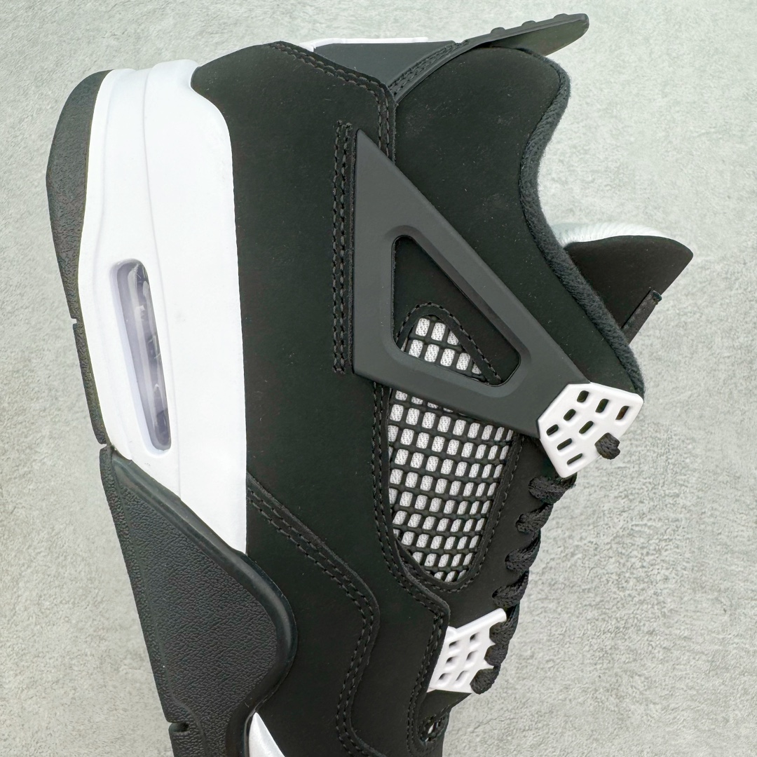 Air Jordan 4 Retro "White Thunder" FQ8138-001