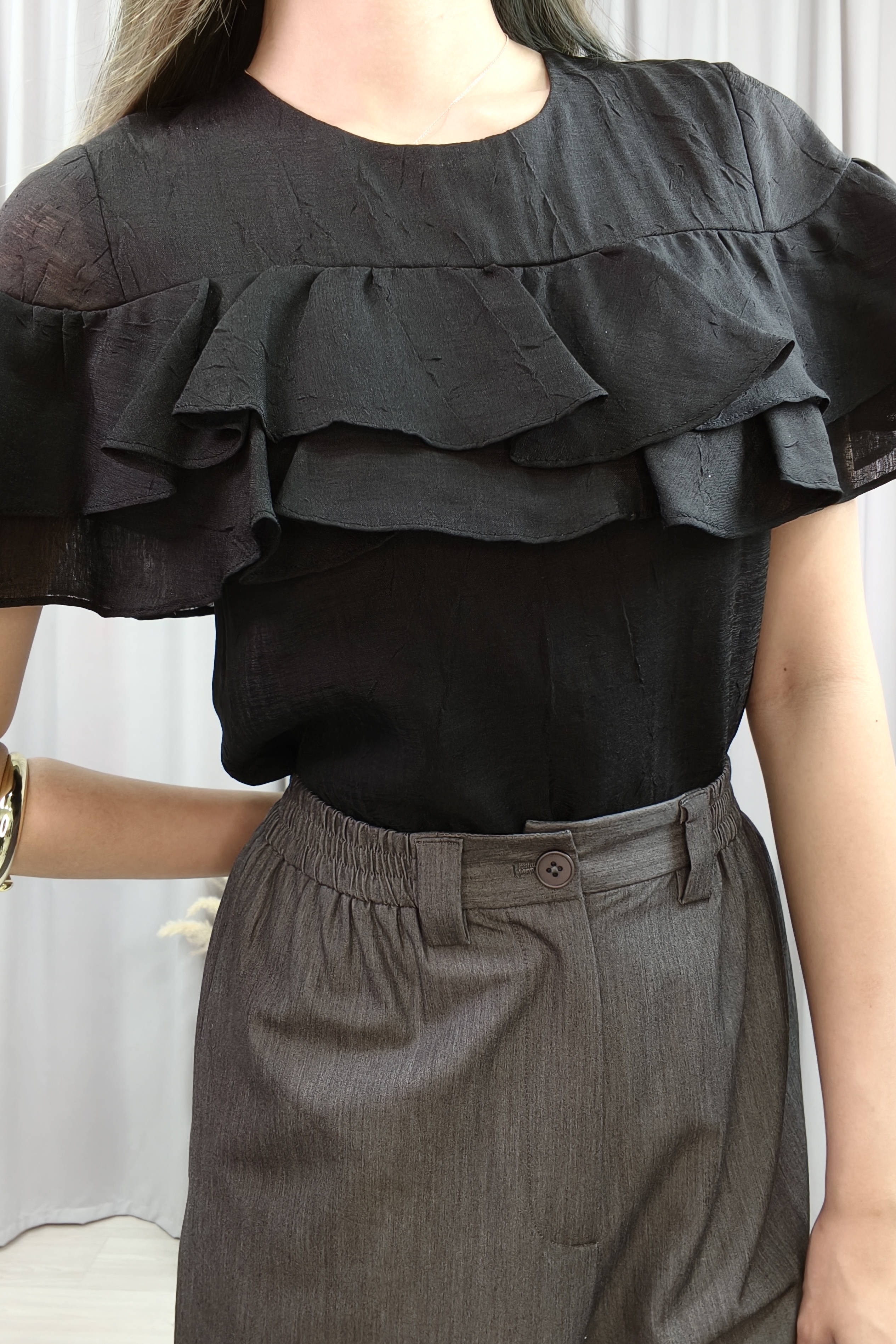 CB2387  Layered Ruffle Top