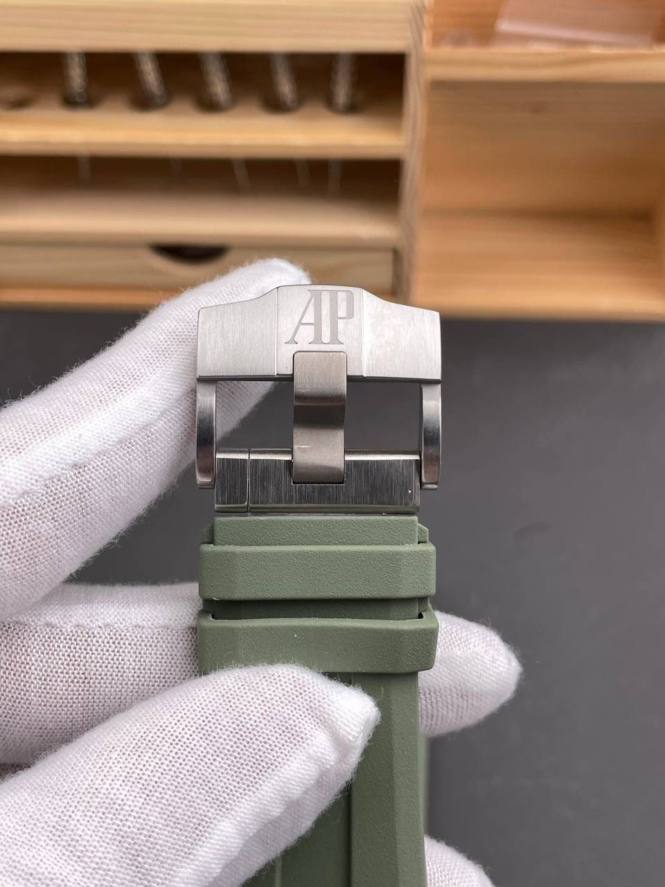 🚀皇家橡树15720 牛油果绿盘/42mm/4302机💯