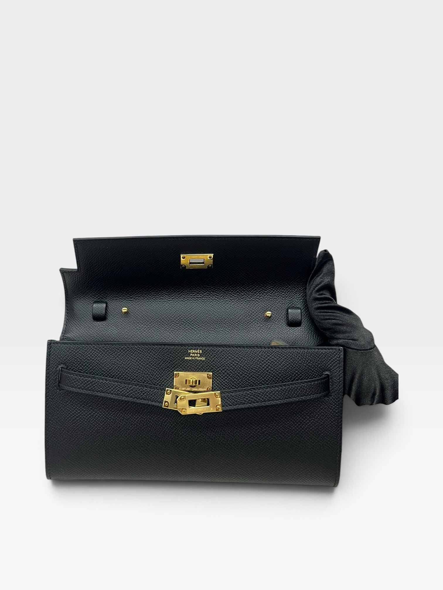 Pre-Owned HERMÉS Kelly To Go Stamp Z / Product Code: 102920