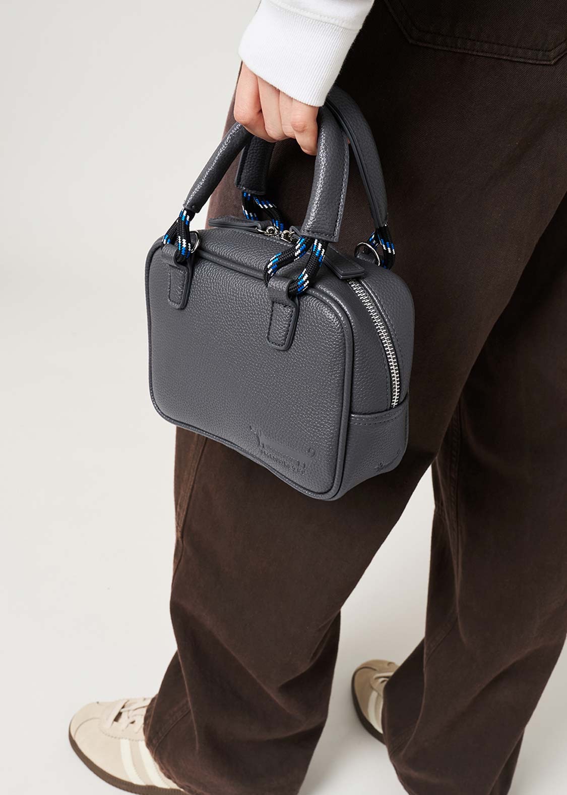 📦訂購 日本限定 graniph INagasugiru Inu 臘腸狗 PU迷你單肩包