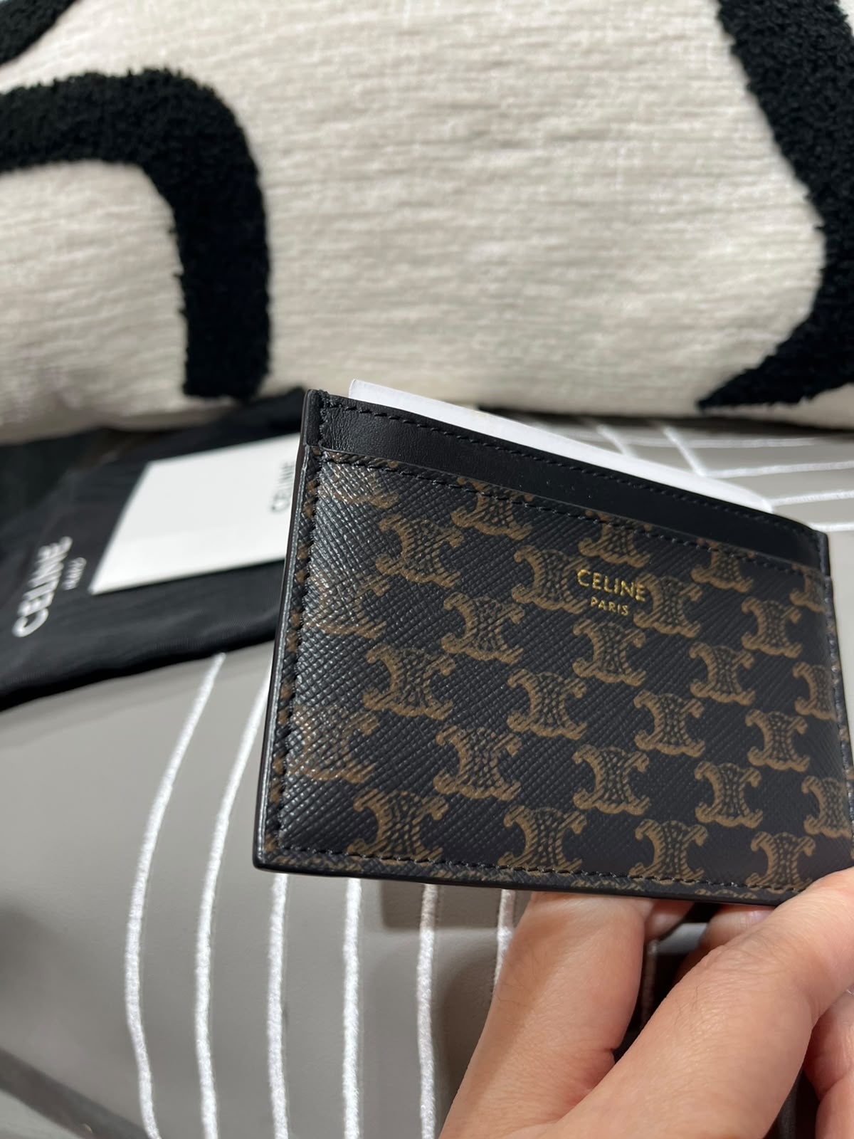 Celine Triomphe Card Holder Black 100%Authentic, 99%New ✅Booklet✅Dust bag
