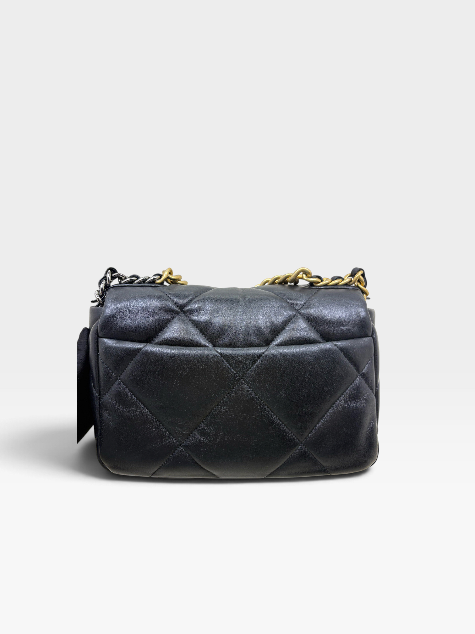 Pre-Owned CHANEL C19 Bag / Product Code: K093006