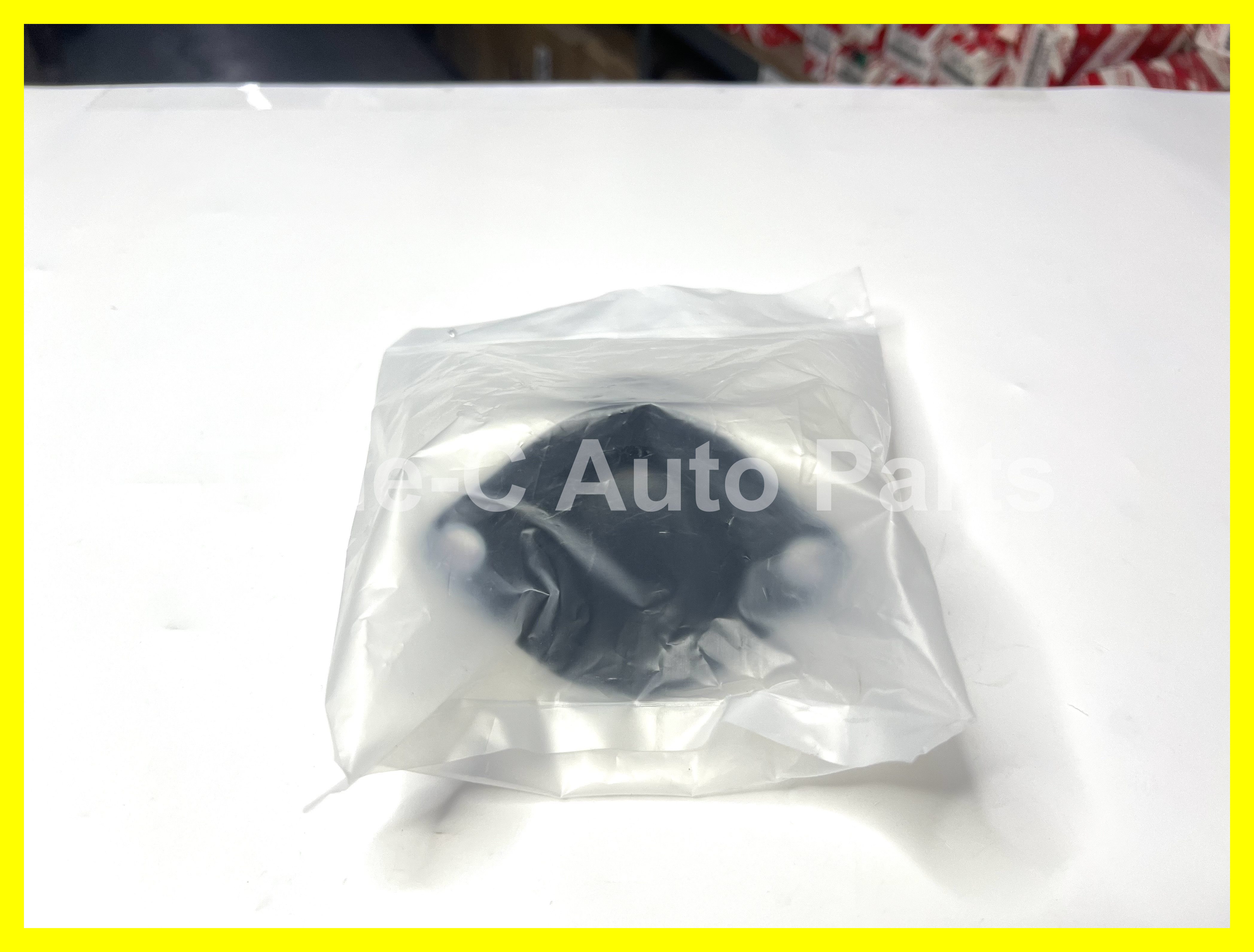 水膽座 13049-EN200 - Nissan Serena