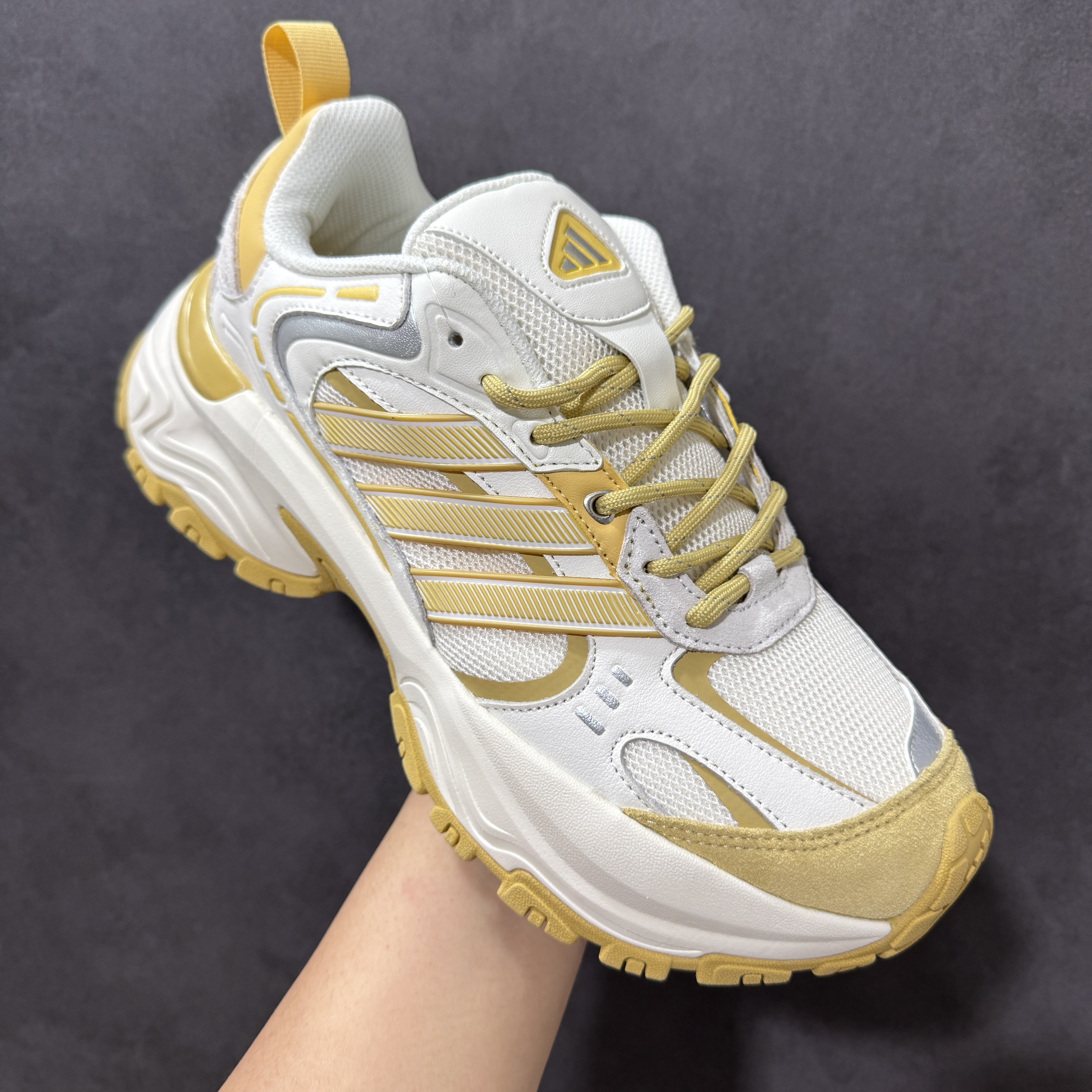 Adidas Shadow Fever JQ7623