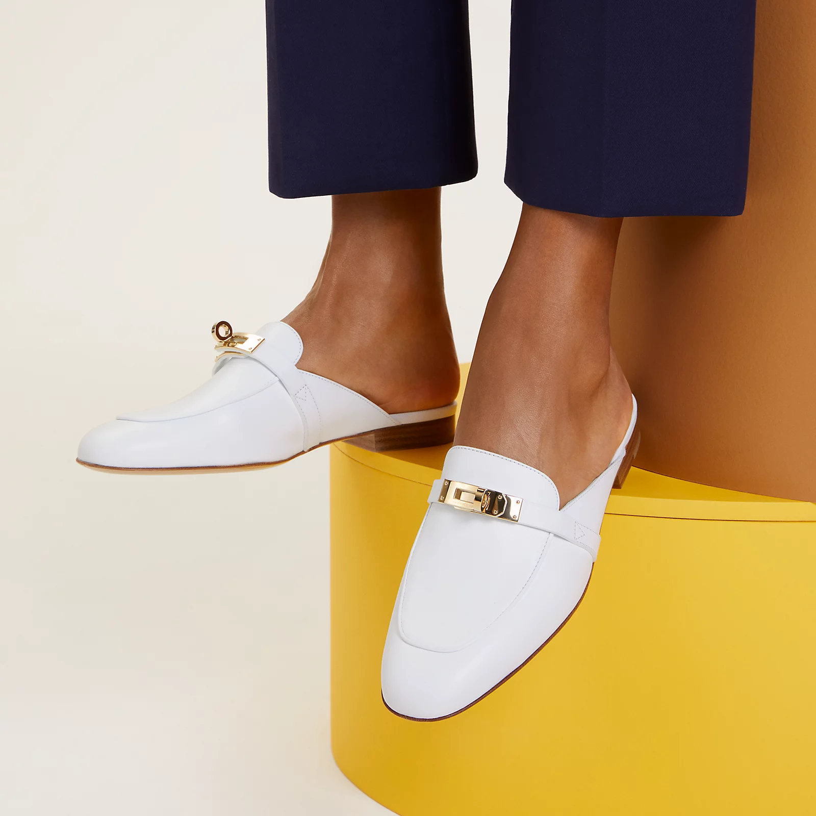 特價出✨Hermes Kelly 扣 半拖 (白金) Size 37 only ‼️
