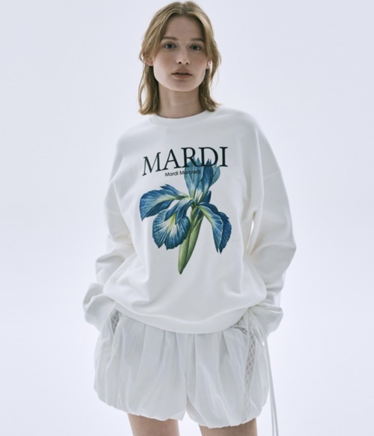 Mardi Mercredi藍色花卉圖案白色圍衣