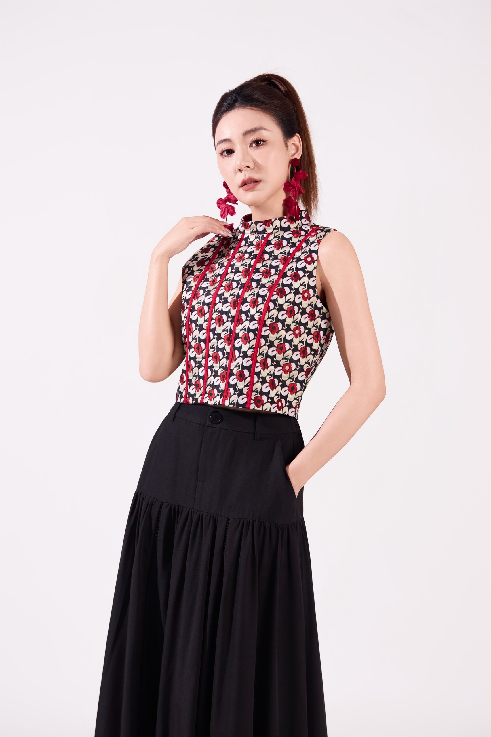 10141332 Oriental Bloom Top
