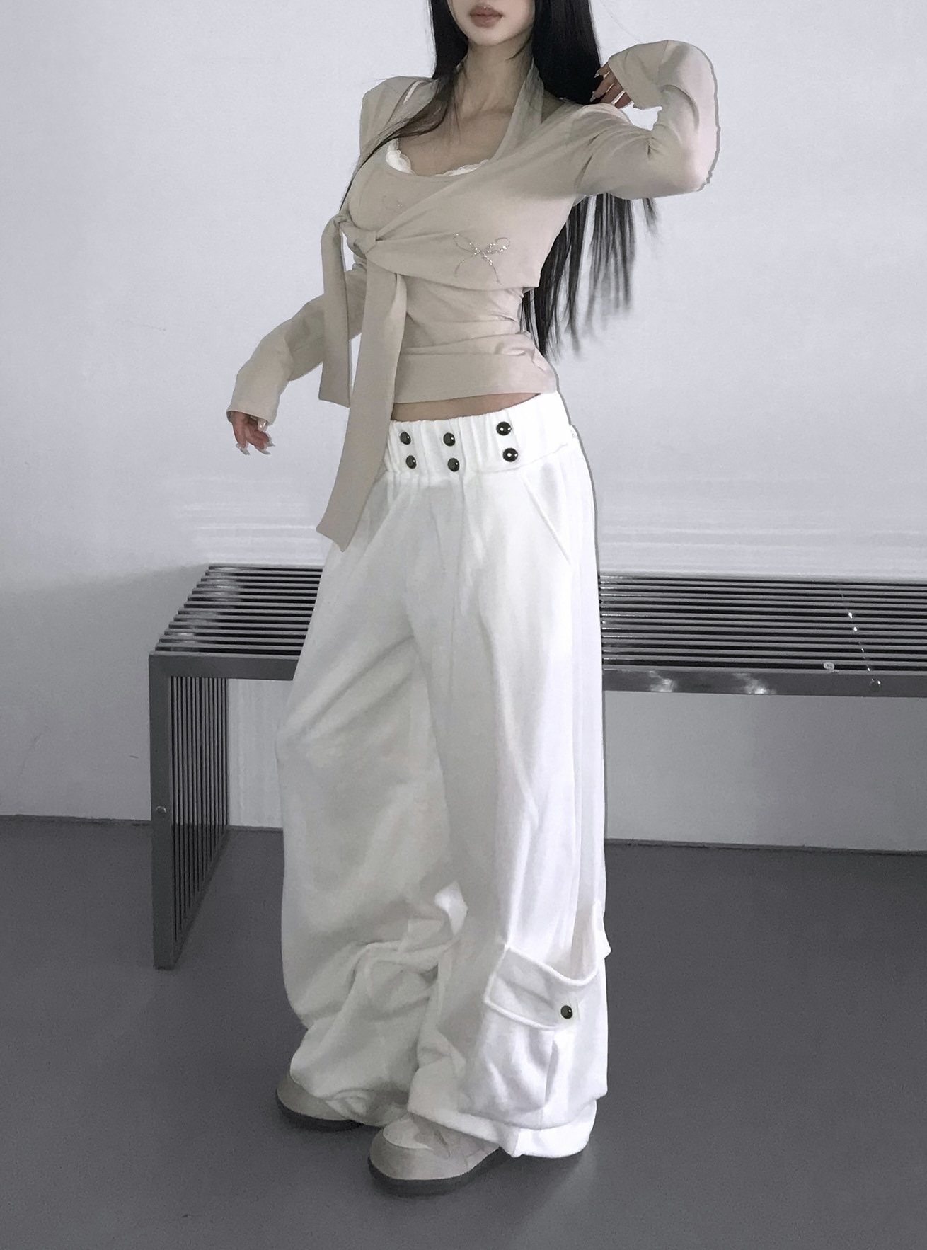 Nova Snap Wide-Leg Cargo Pants