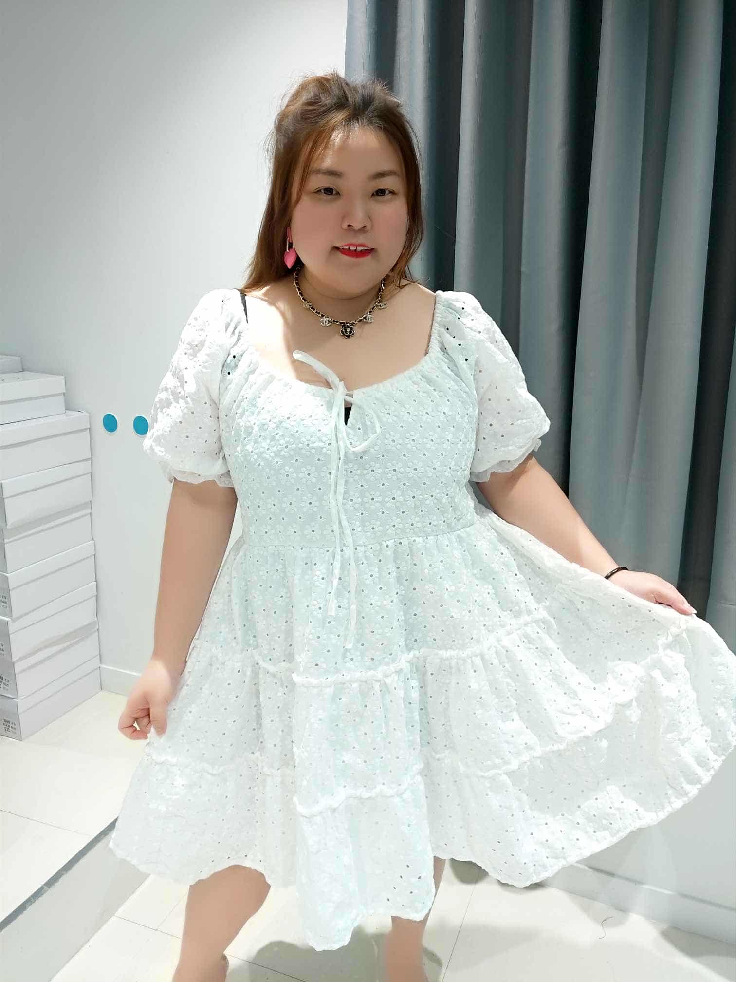 DOA06 筒花布料连身裙