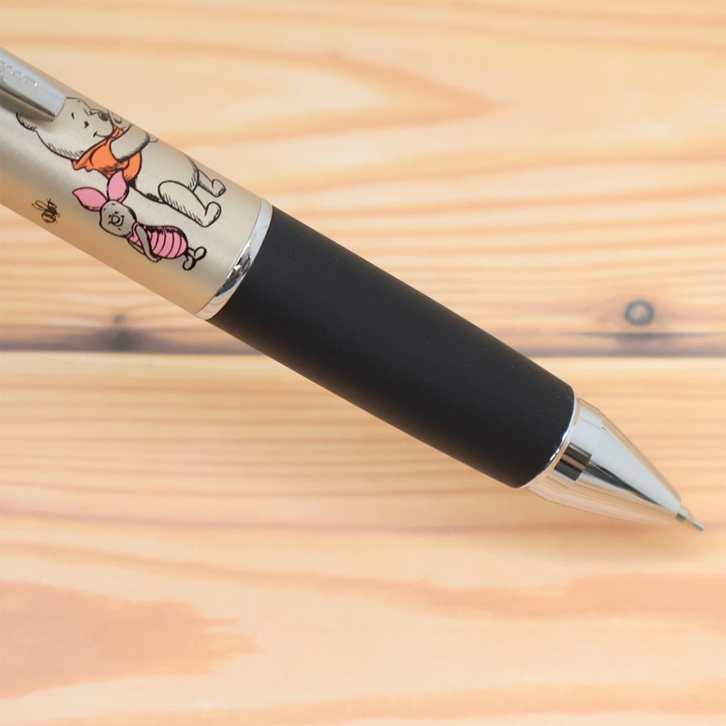 現貨｜Disney Winnie the Pooh 小熊維尼 日本製 uni Jetstream 4&1 多功能 5用筆 0.5mm 4色原子筆 + 0.5mm 鉛芯筆 (306972)