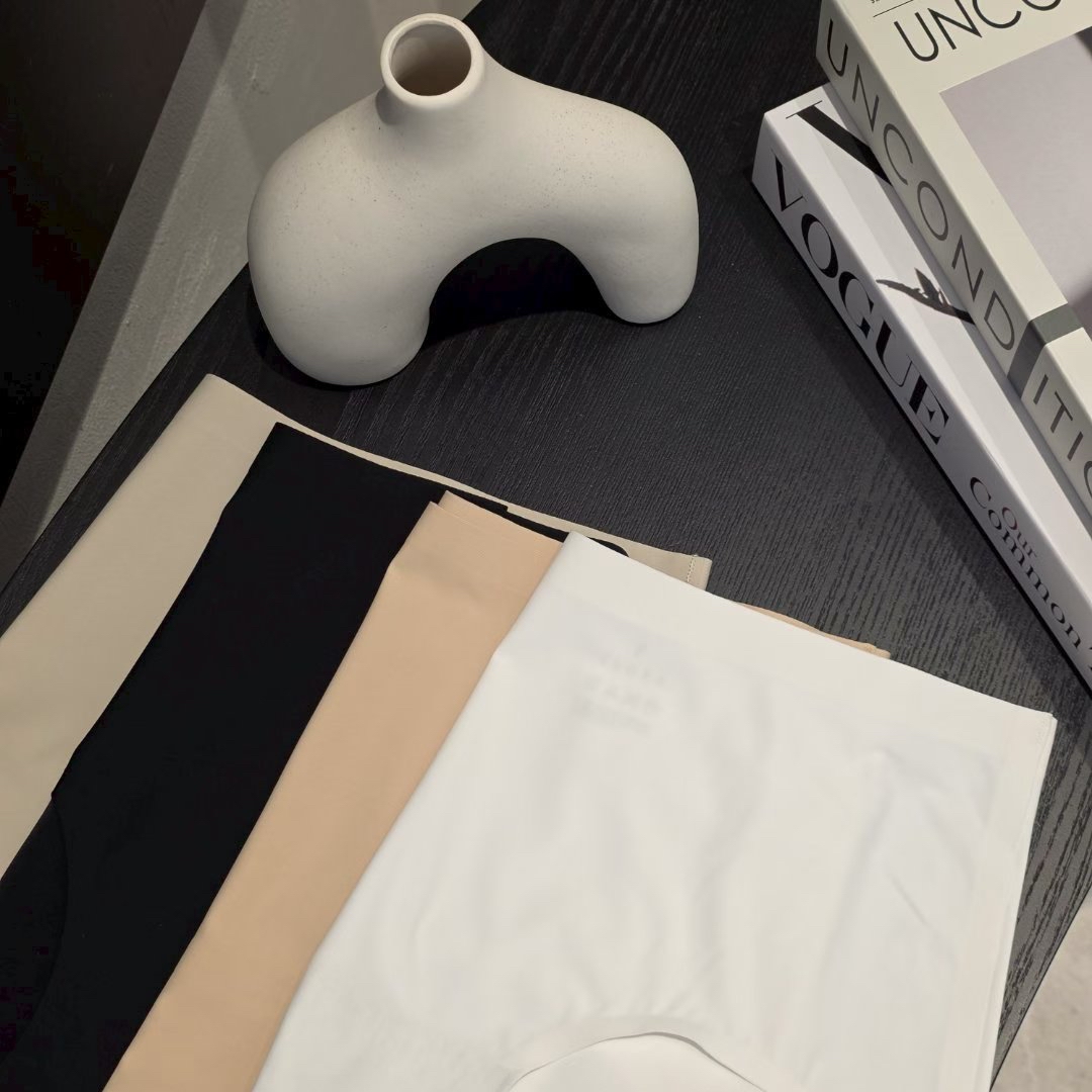 Seamless Panties 無痕底底(有邊) by Flora