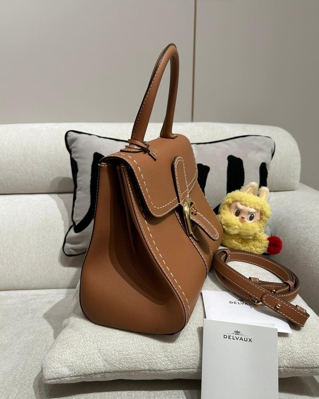 Delvaux brillant mm rodeo calfskin 100%Authentic ,98%new ✅收據 ✅證書✅肩帶✅box 