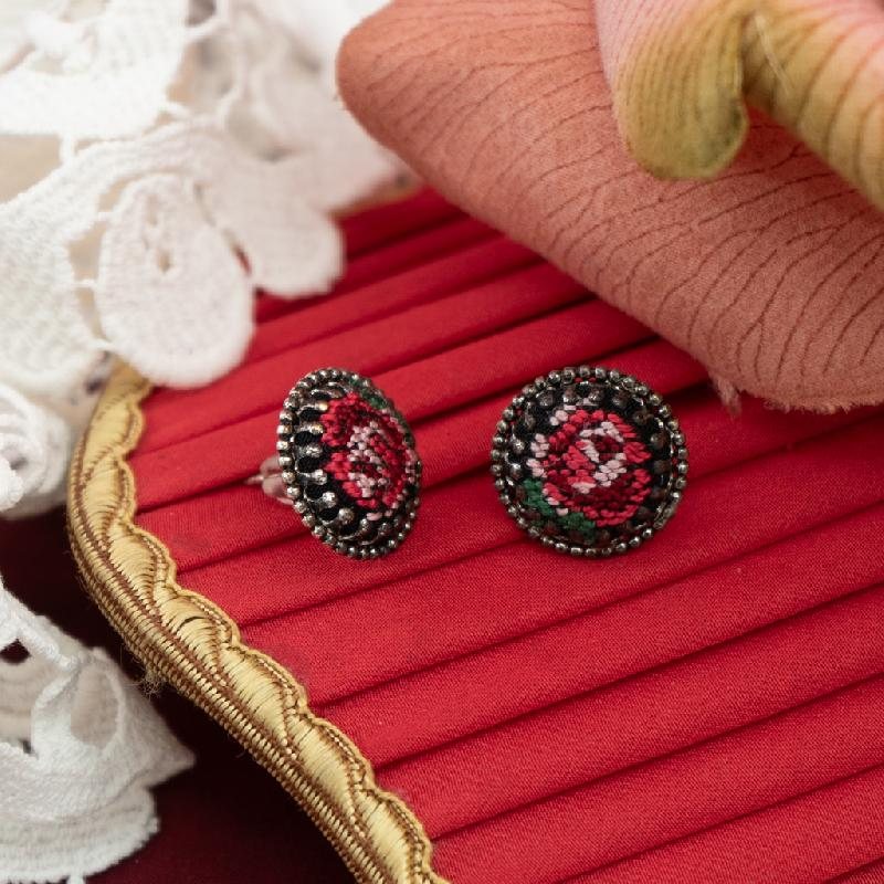 C.a. 1970s Austrian Needlepoint New Old Stock - Dainty Stud earrings(MT1977)