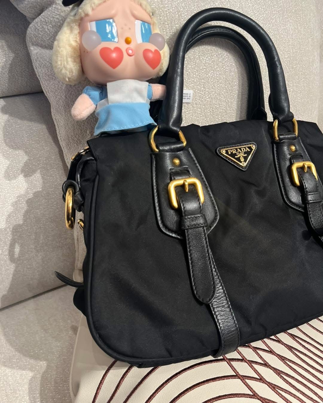 Prada Nylon 2Way Bag 黑色金扣 100%Authentic, 90%New