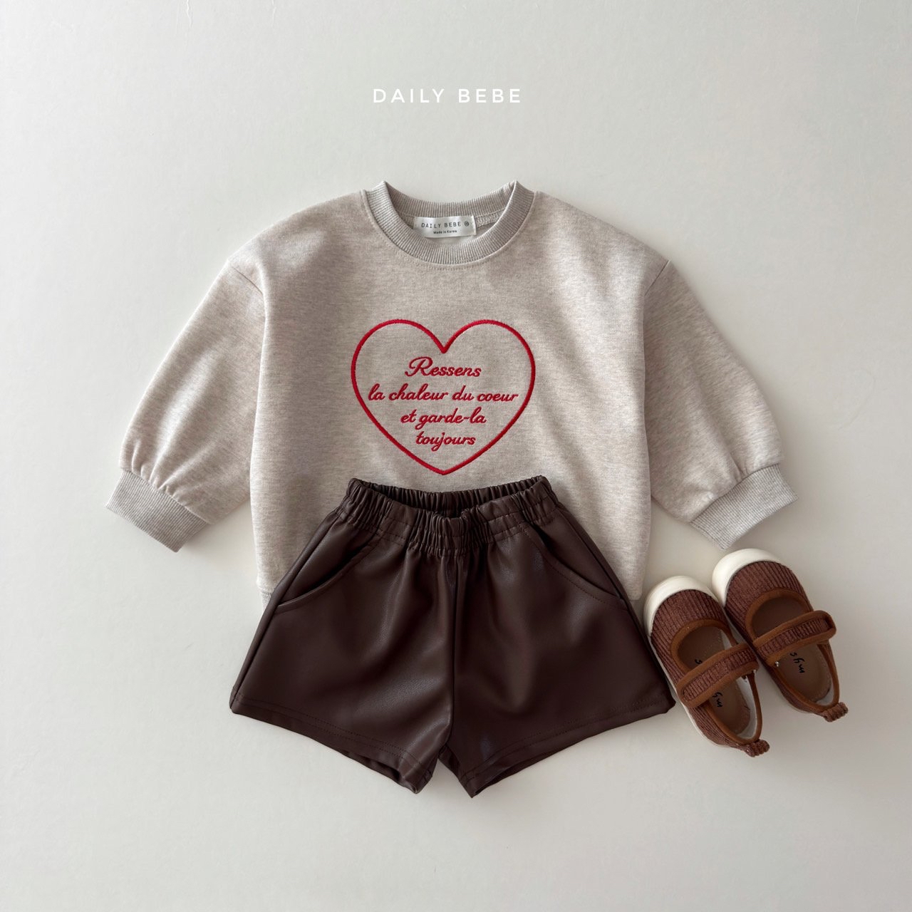 Dailybebe | Heart-Embroidered Sweatshirt