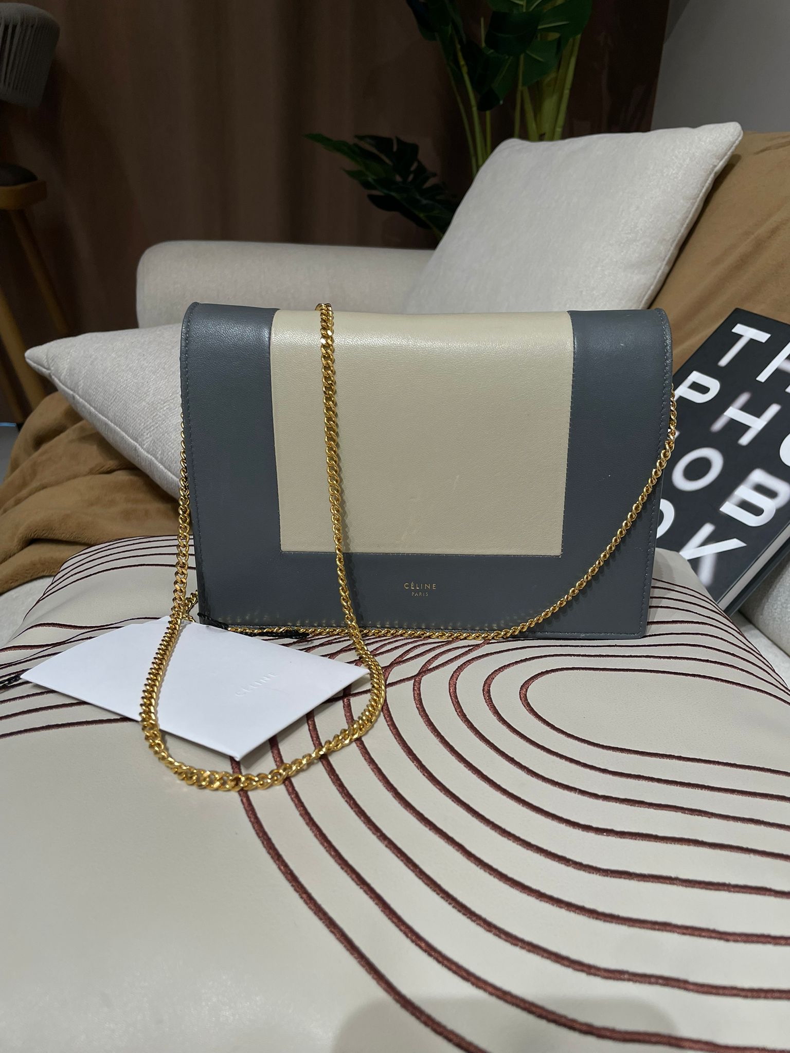  Celine clutch on chain 灰色牛皮鏈條銀包斜孭袋 100%Authentic ,88%new ✅Booklet