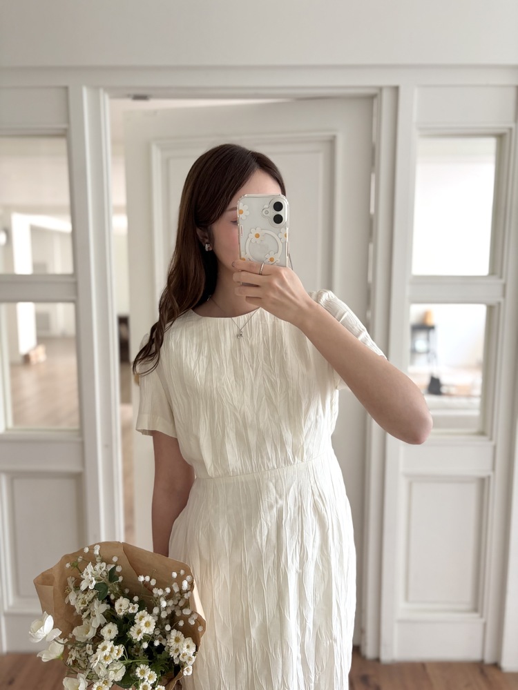 Lune Textured Dress (Ivory)