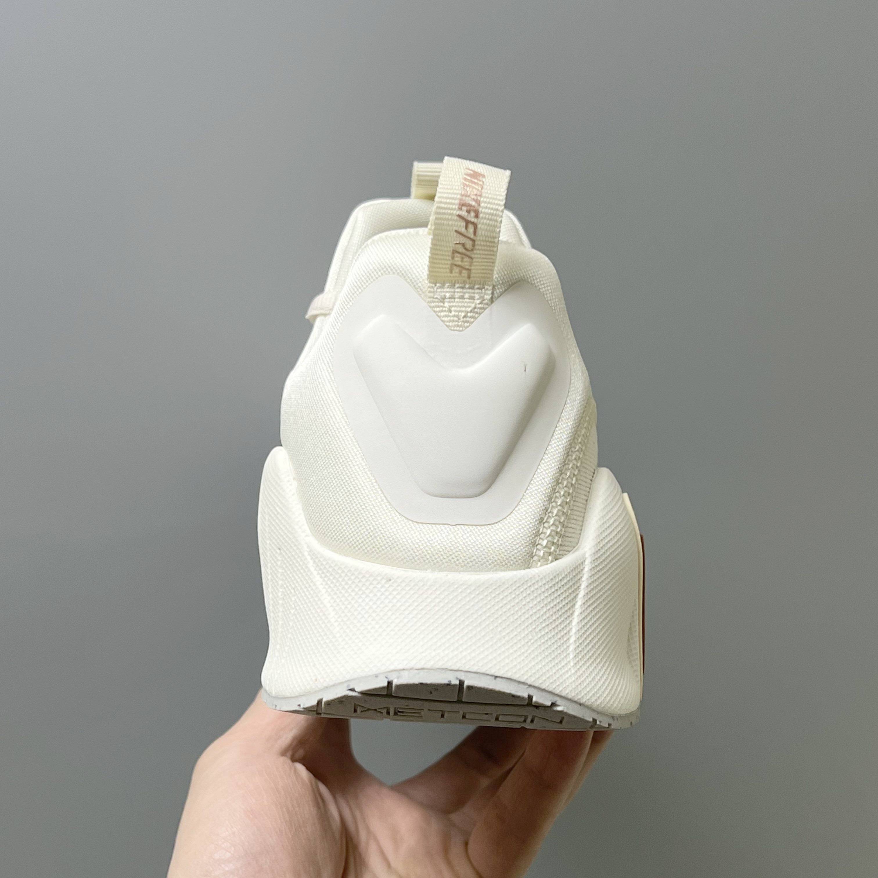 Nike Free Metcon 6 FJ7126-100   