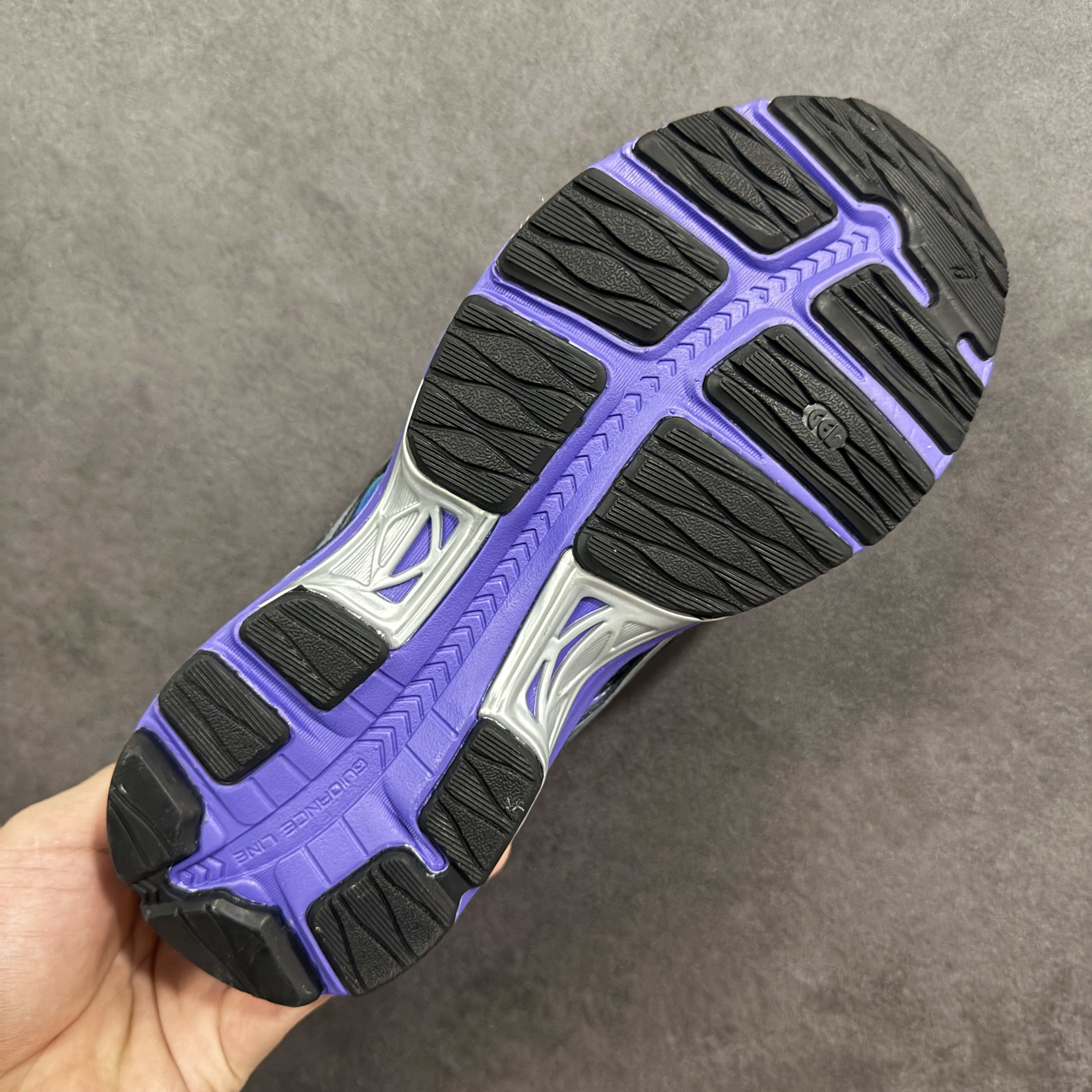 Asics Gel-Sekiran 1203A782-400