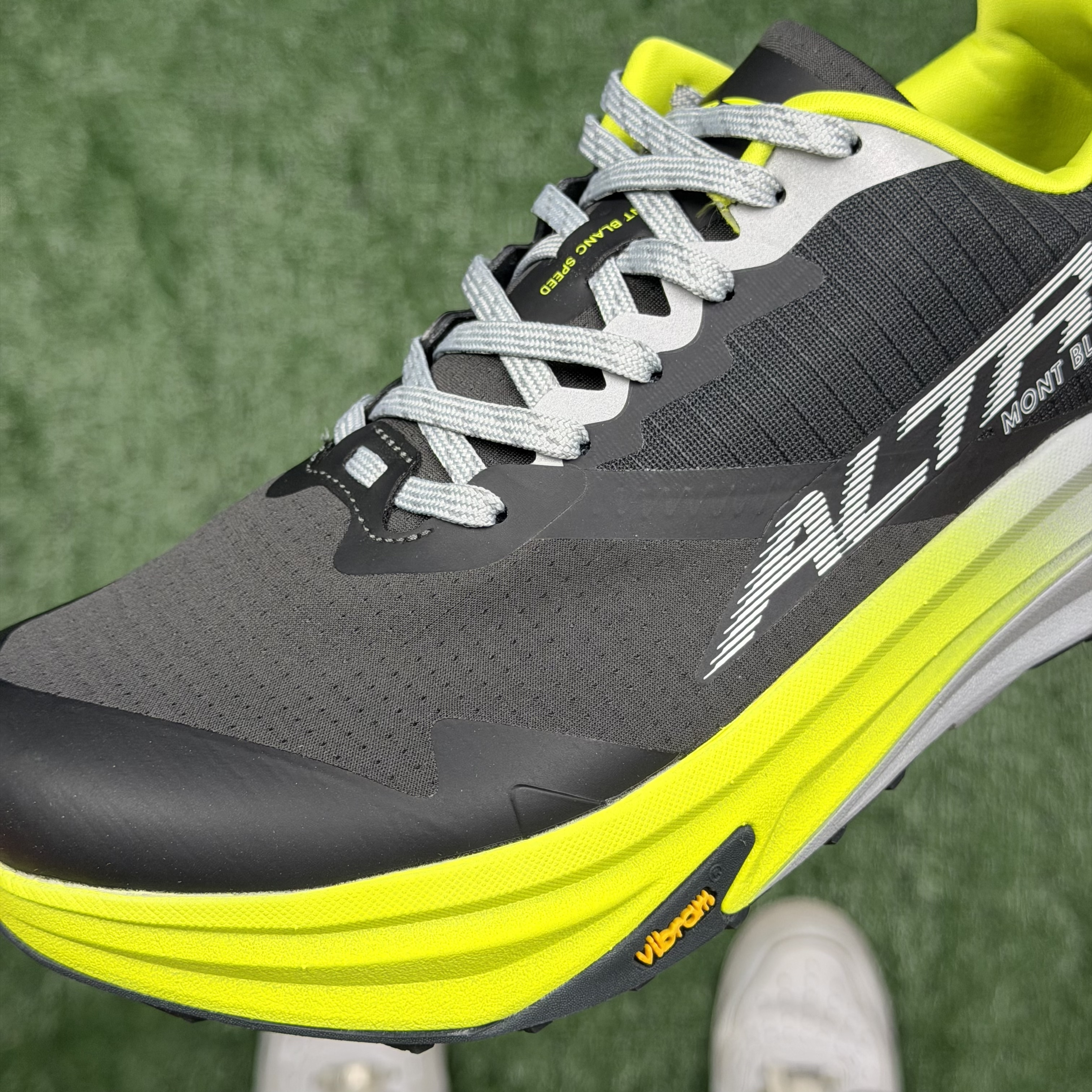 Altra Mont Blanc Carbon