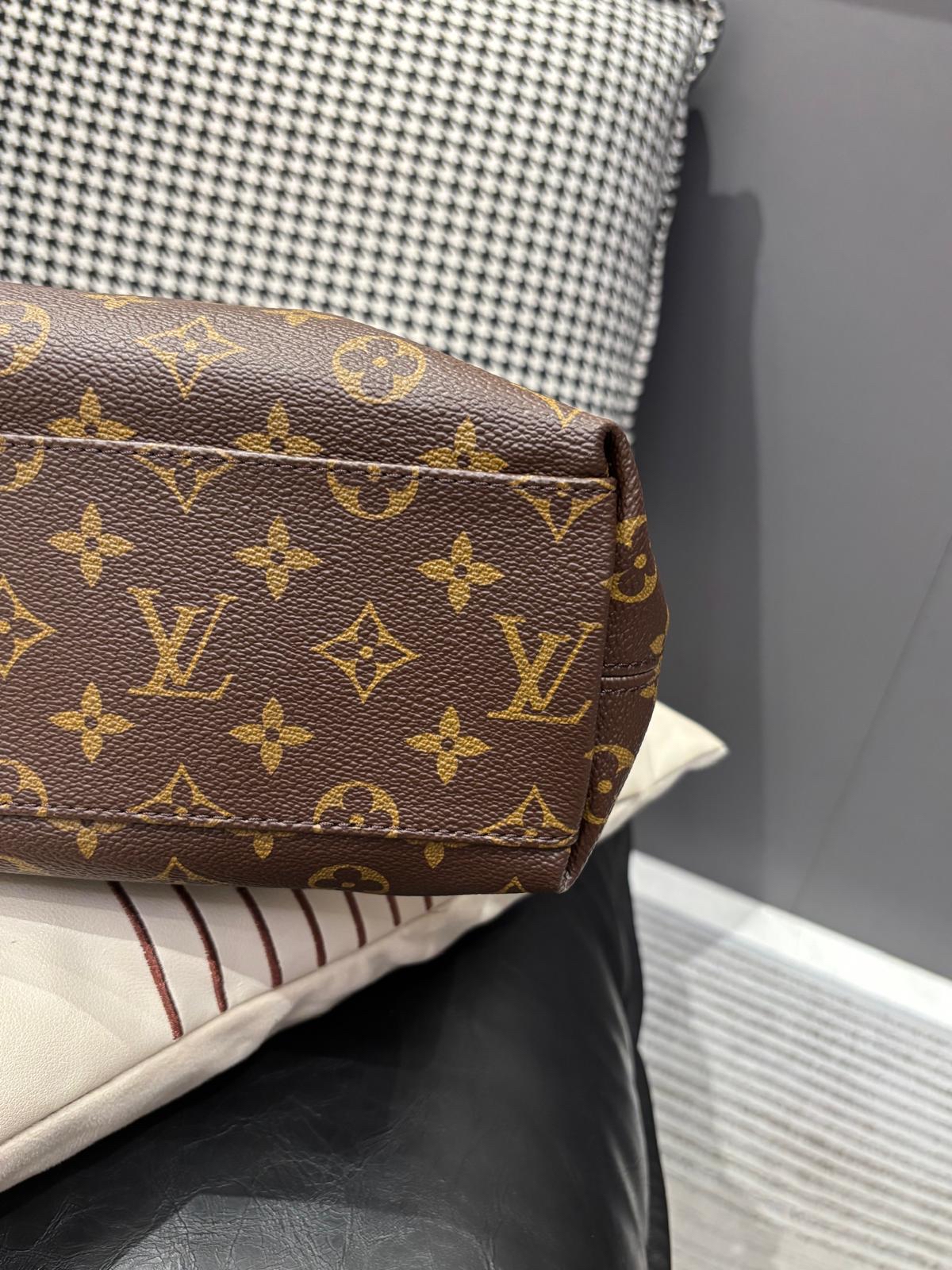 Lv Tuileries besace bag 2way bag M43154 100%Authentic,98%new ✅肩帶✅dust bag 