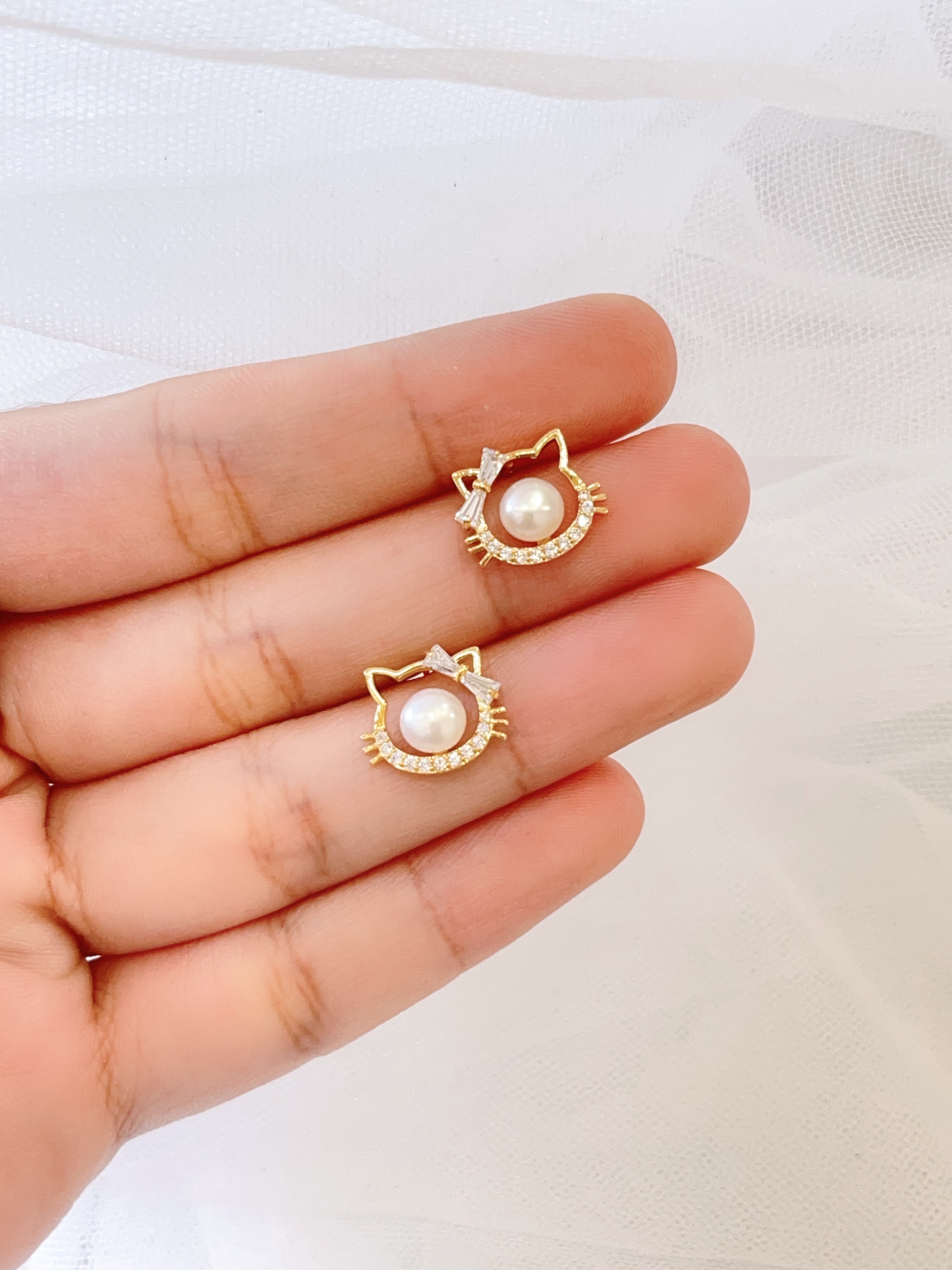 可爱Kitty猫镂空珍珠耳环