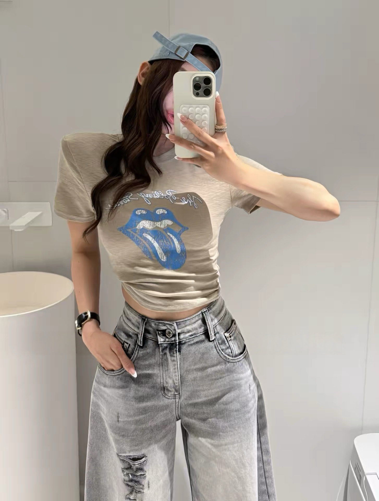 R02 洗水print Tee