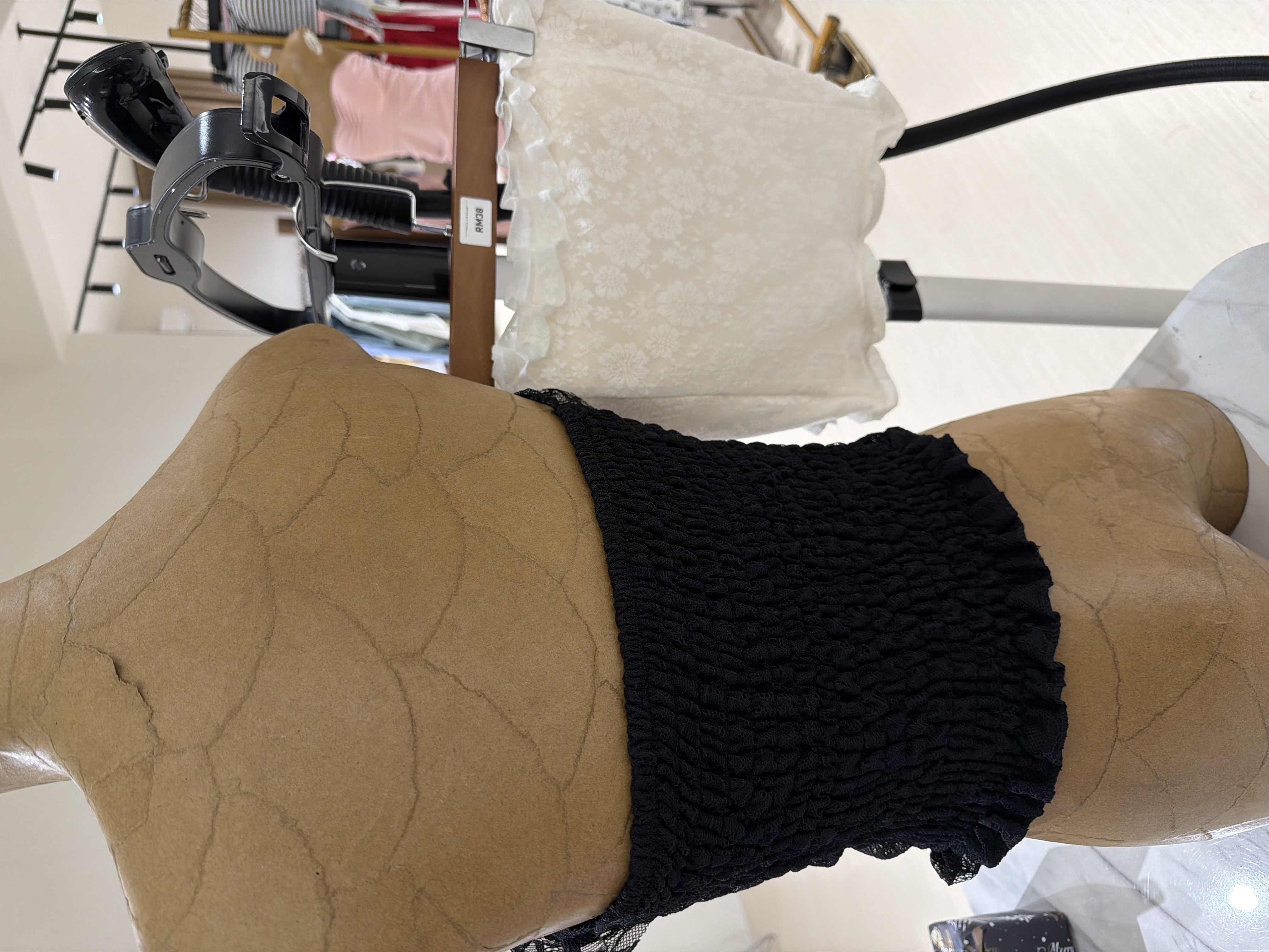 蕾絲緊身胸衣（有胸贴）