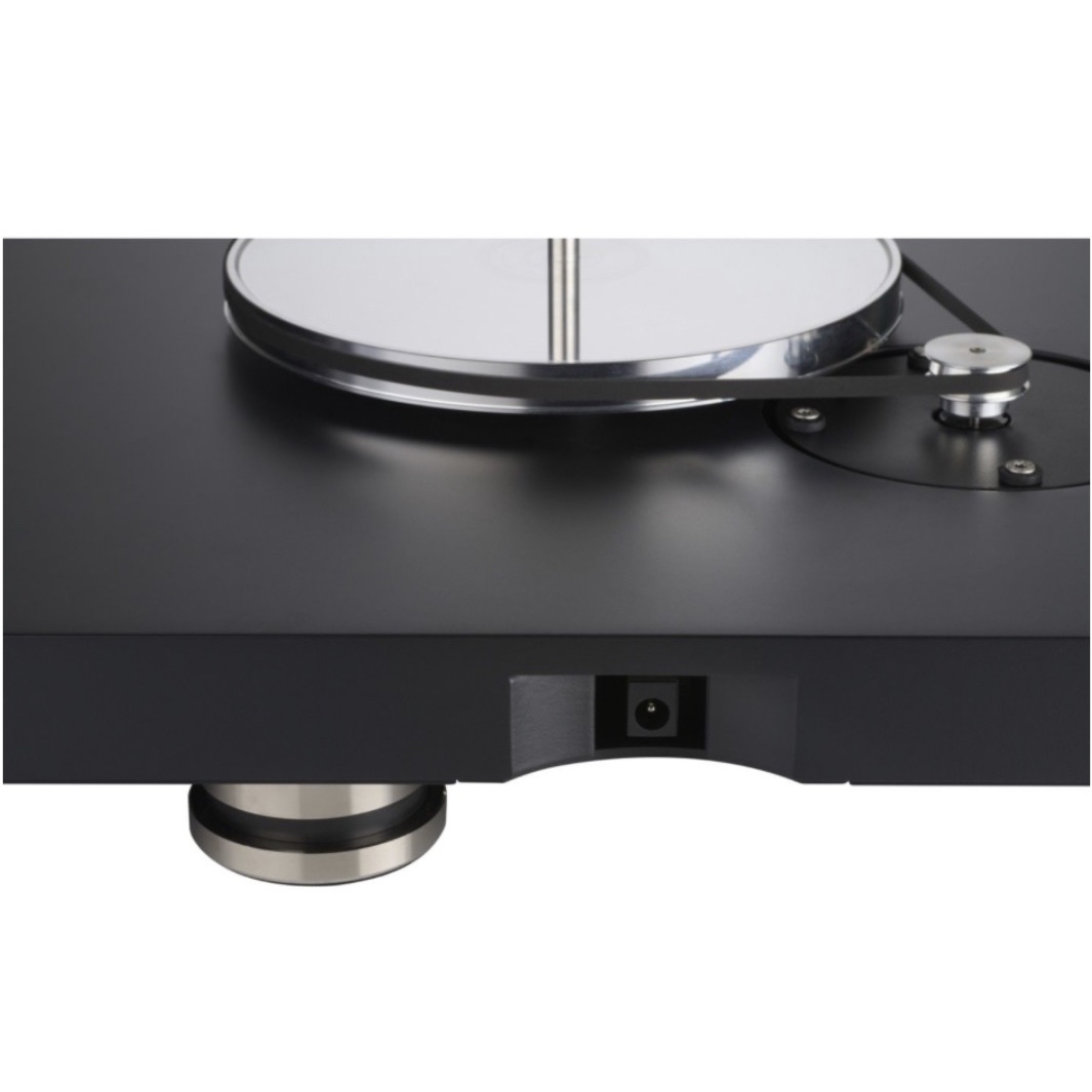 Clearaudio Compass Belt Drive Turntable