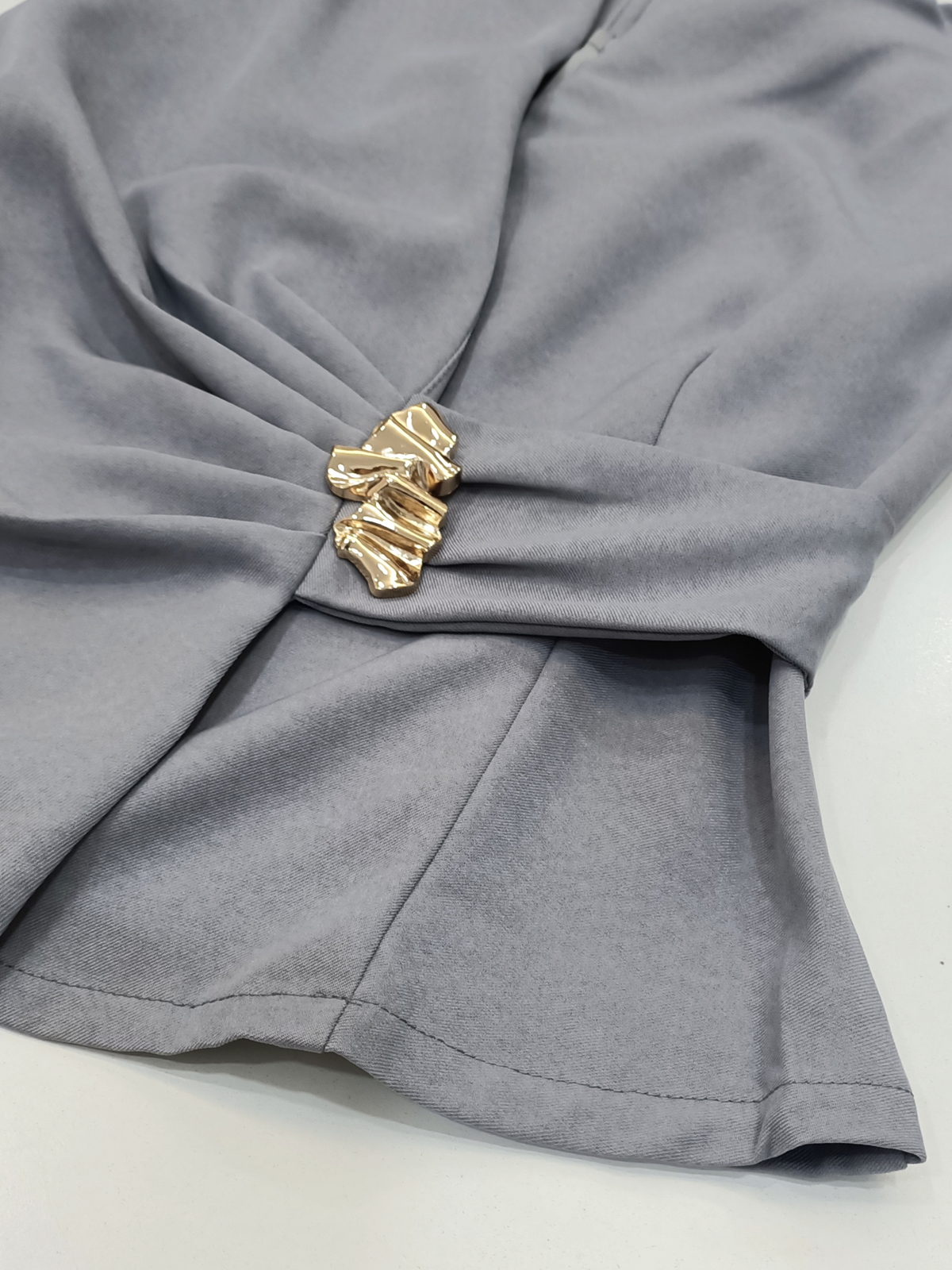 Sophisticated V Neck Top M185