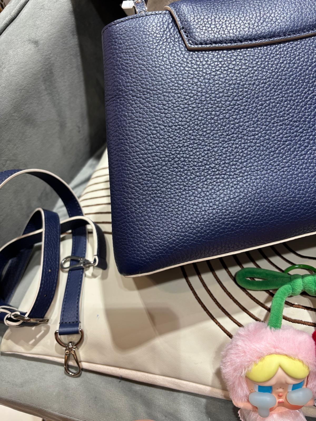 Lv Capucines MM leather 2way bag   100%Authentic, 98%new  ✅長肩帶✅Dust bag