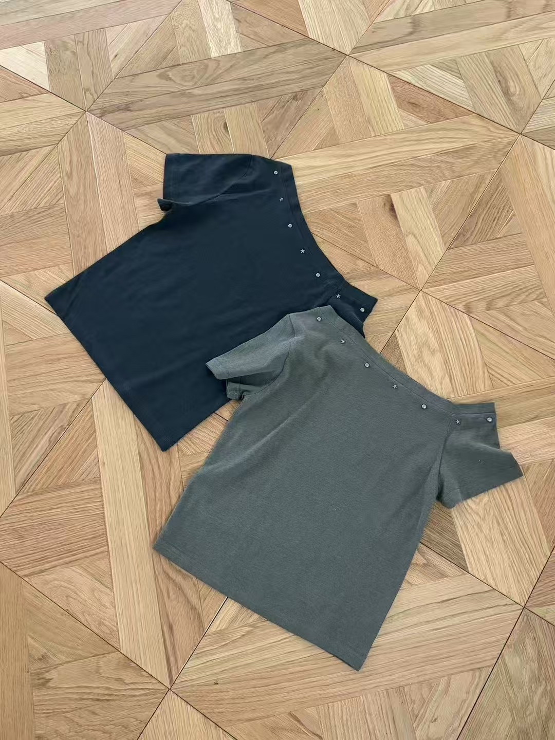 luna pigment stud t-shirt