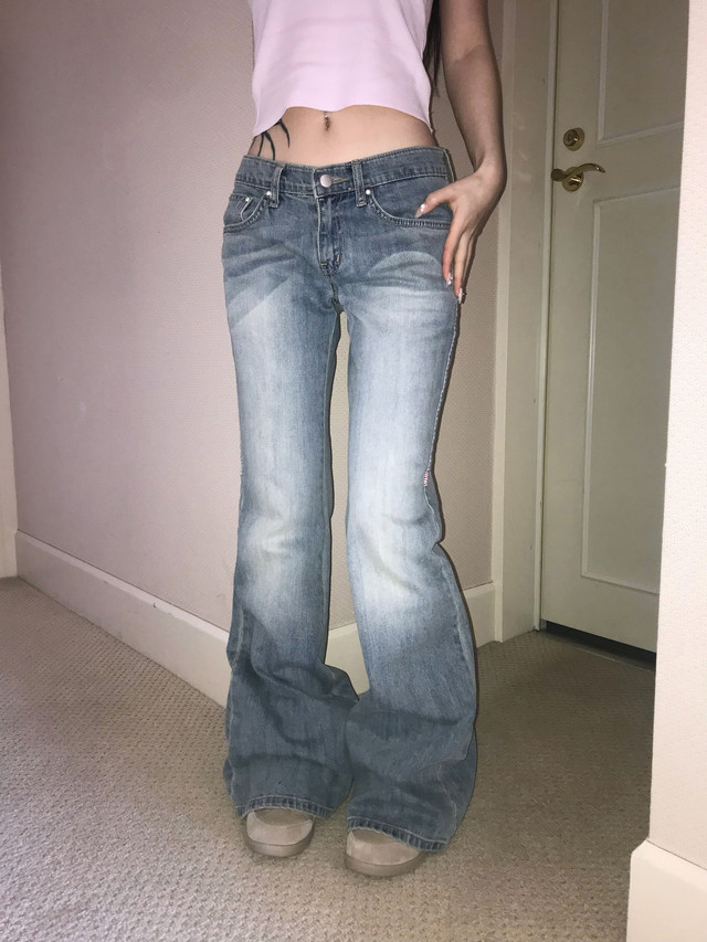 Pink-Stitched Low-Rise Bootcut Pants